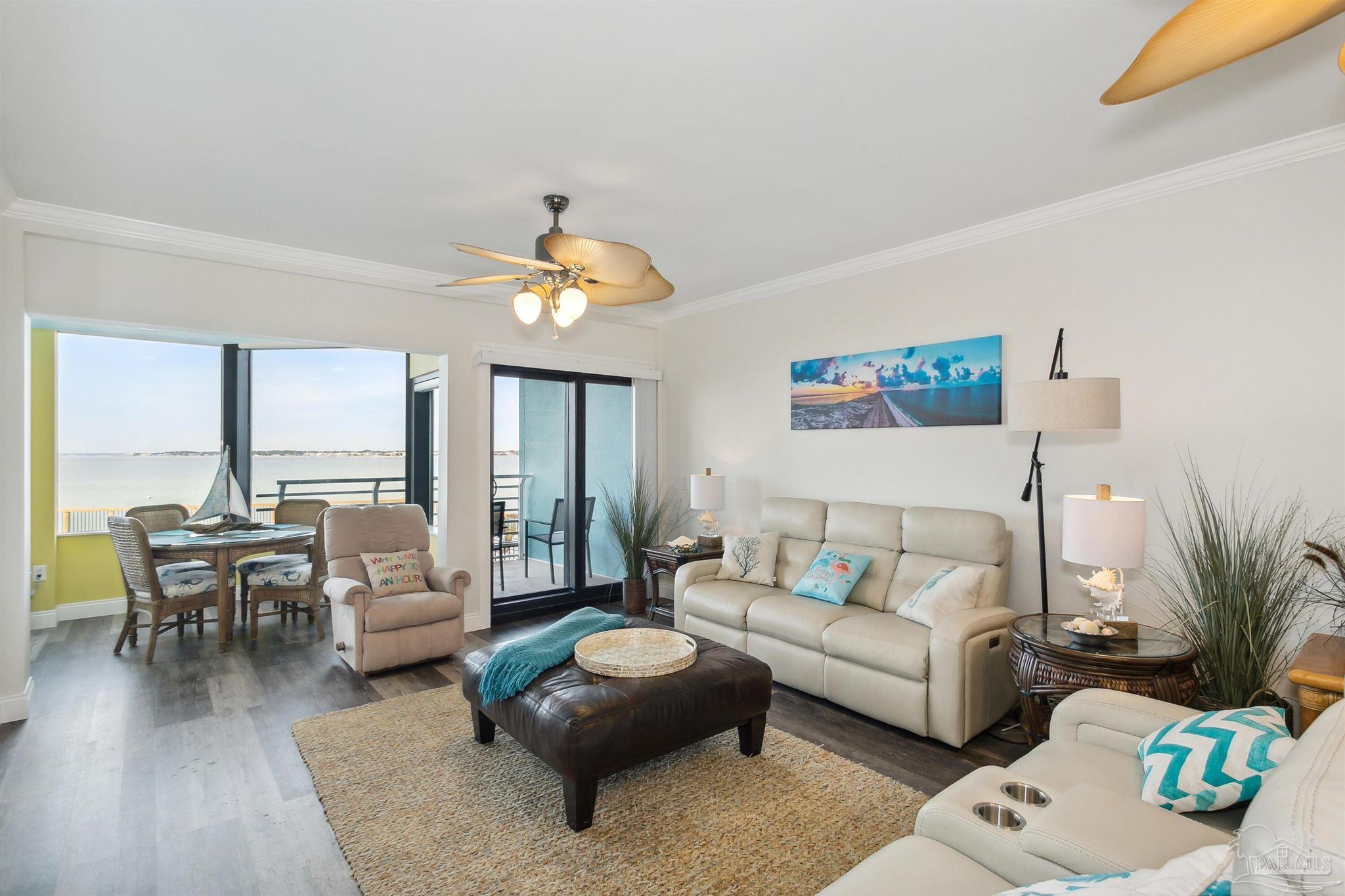 1390 Ft Pickens Rd # 109