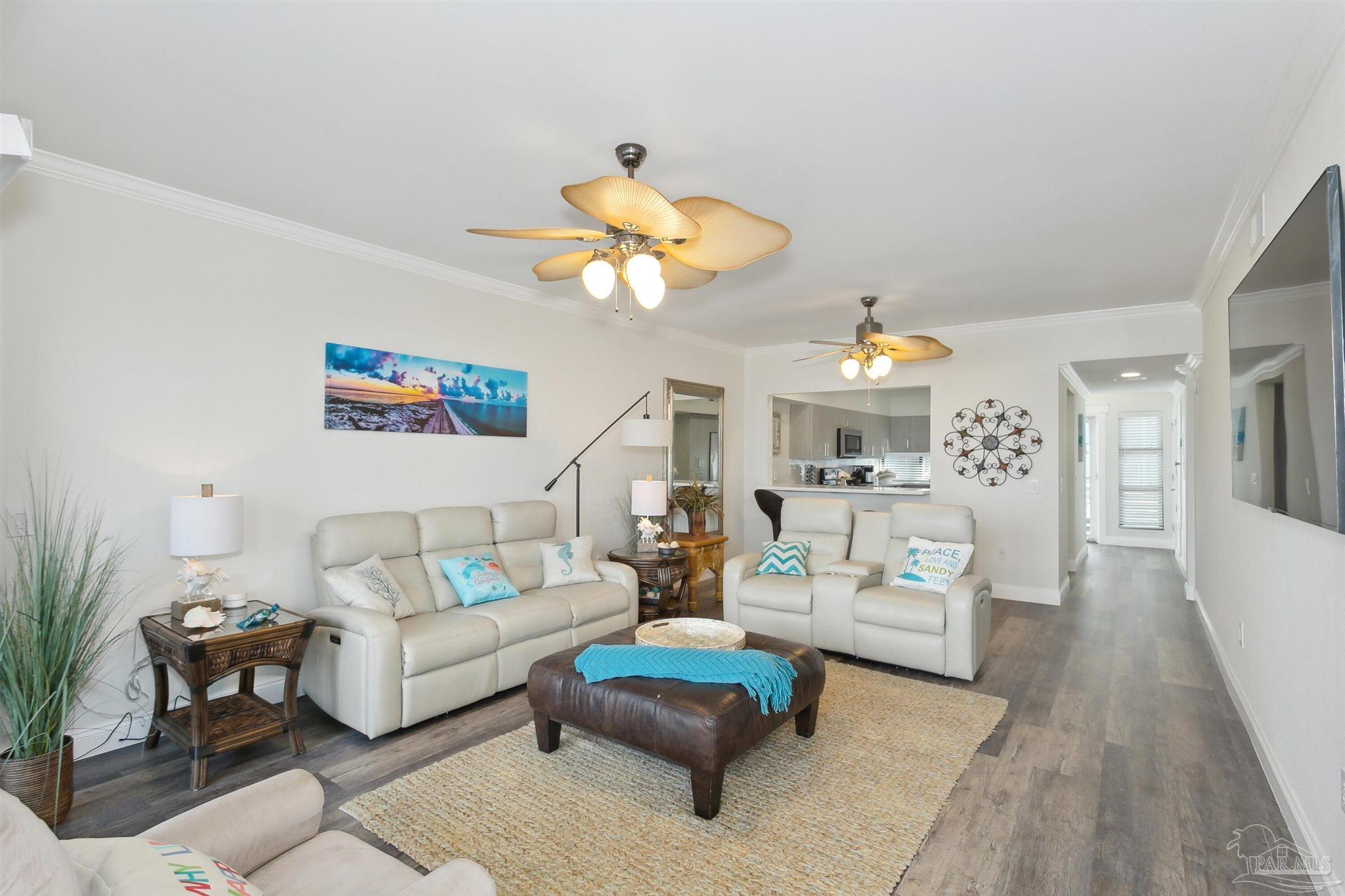 1390 Ft Pickens Rd # 109