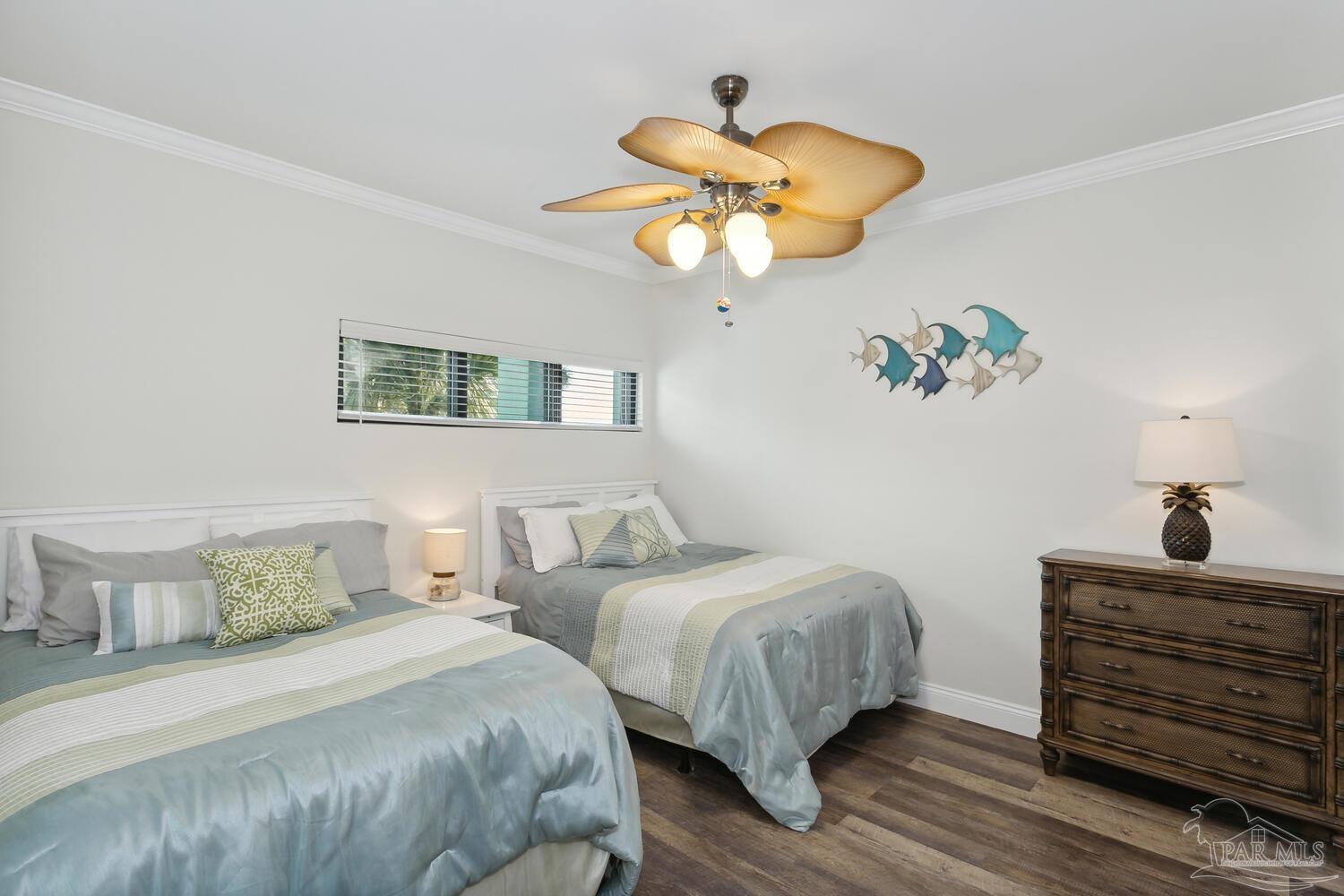 1390 Ft Pickens Rd # 109