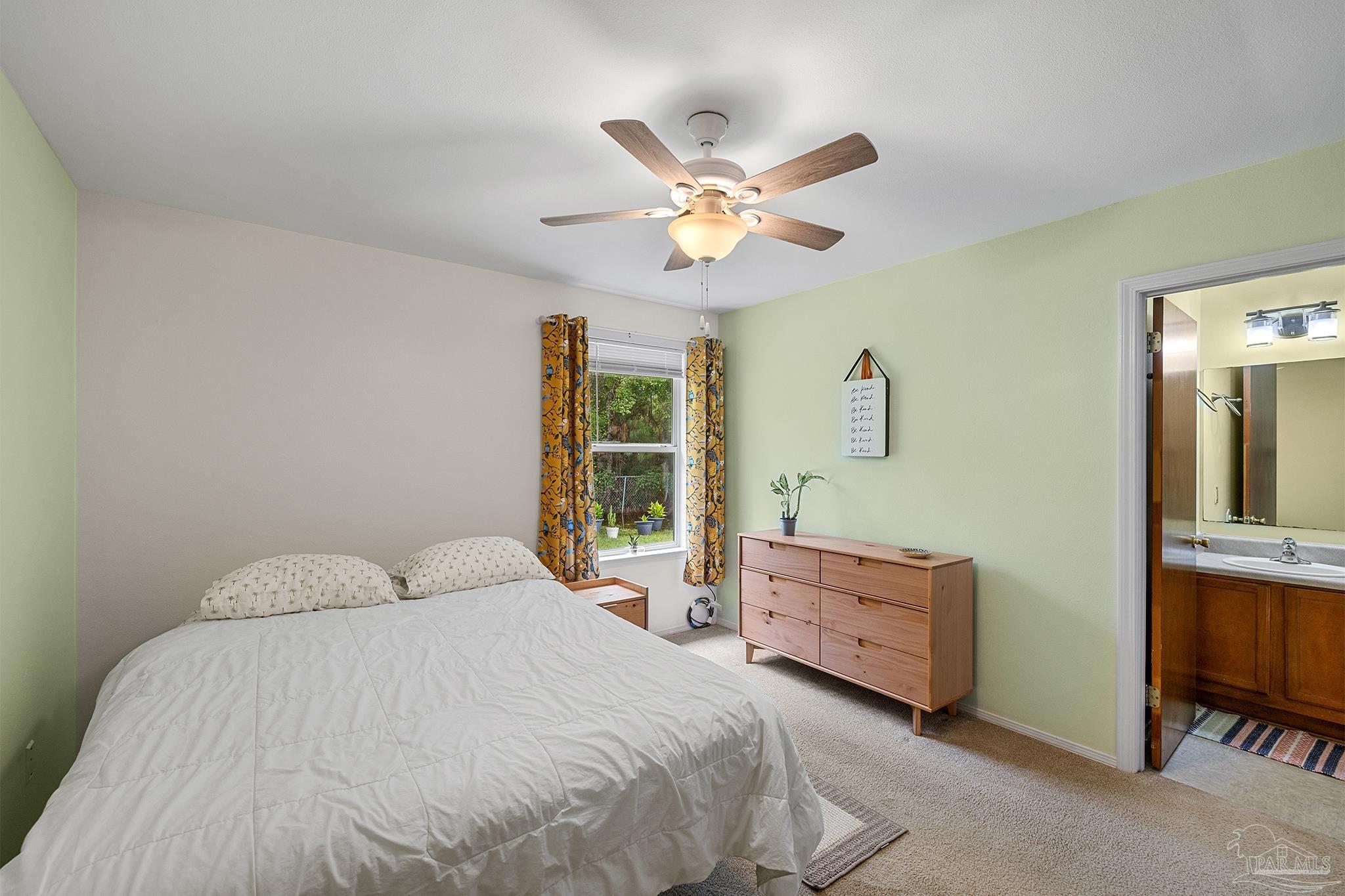426 Bay Pine Villa Dr