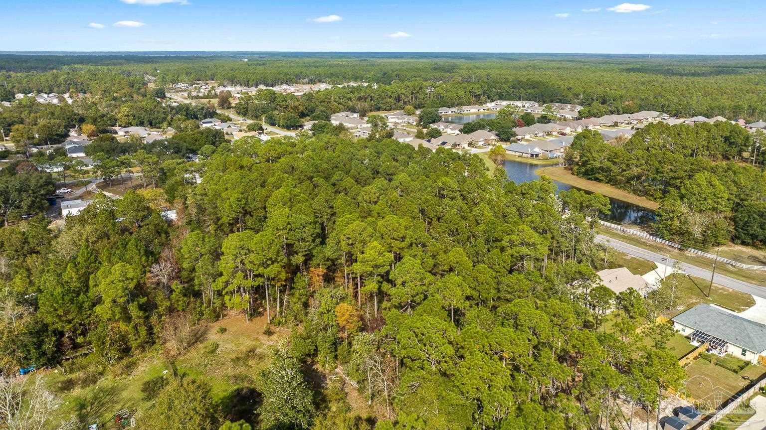 2200 Dogtrack Rd
