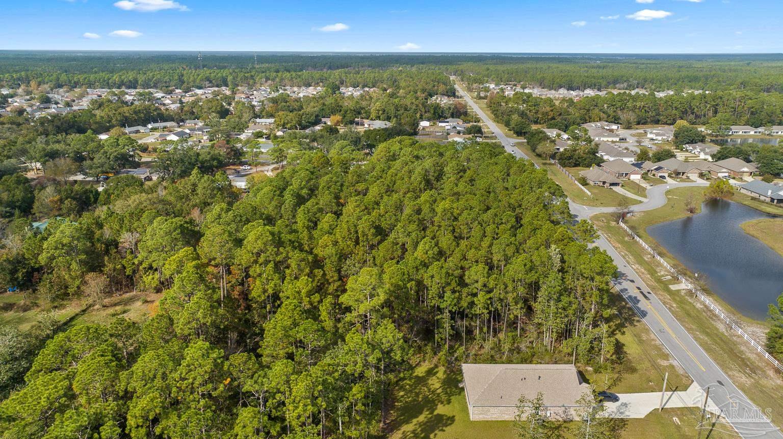 2200 Dogtrack Rd