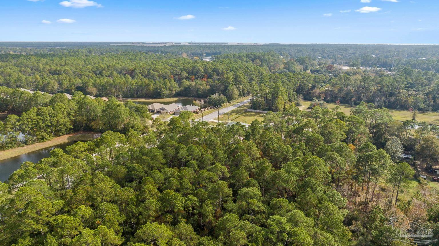2200 Dogtrack Rd