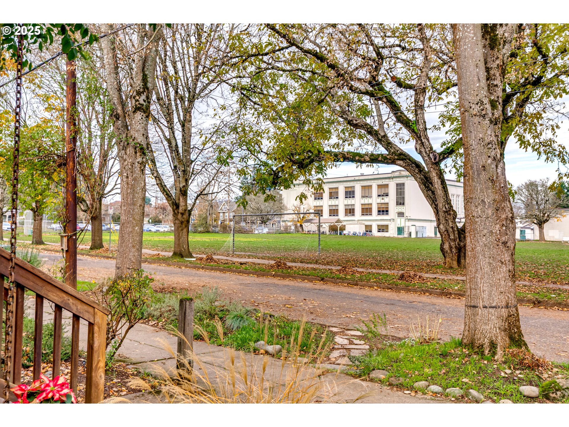 1566 SE SHERRETT ST A