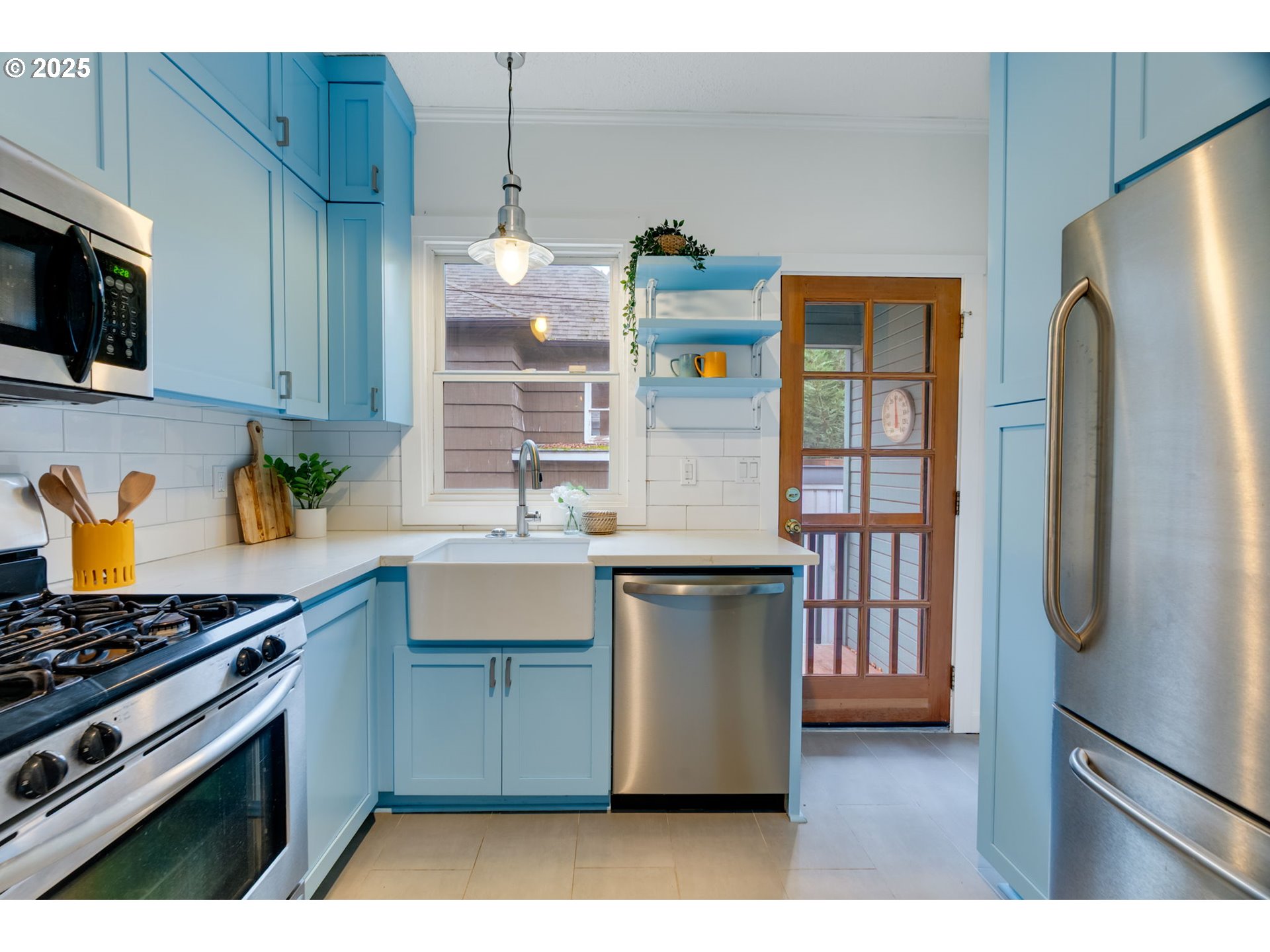 1566 SE SHERRETT ST A