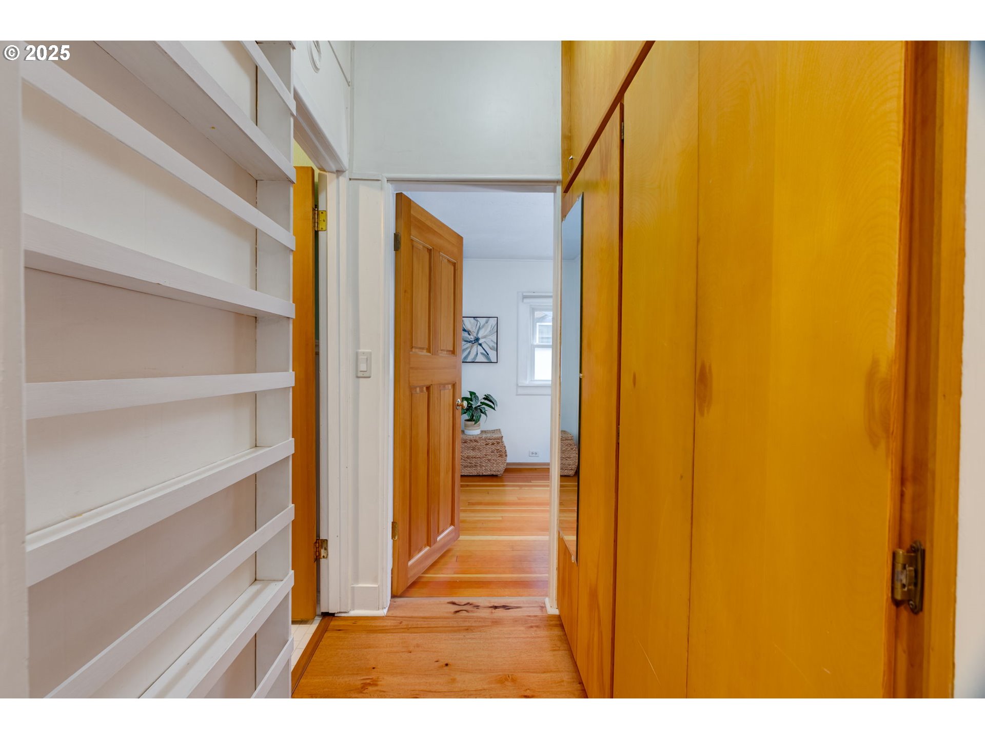 1566 SE SHERRETT ST A