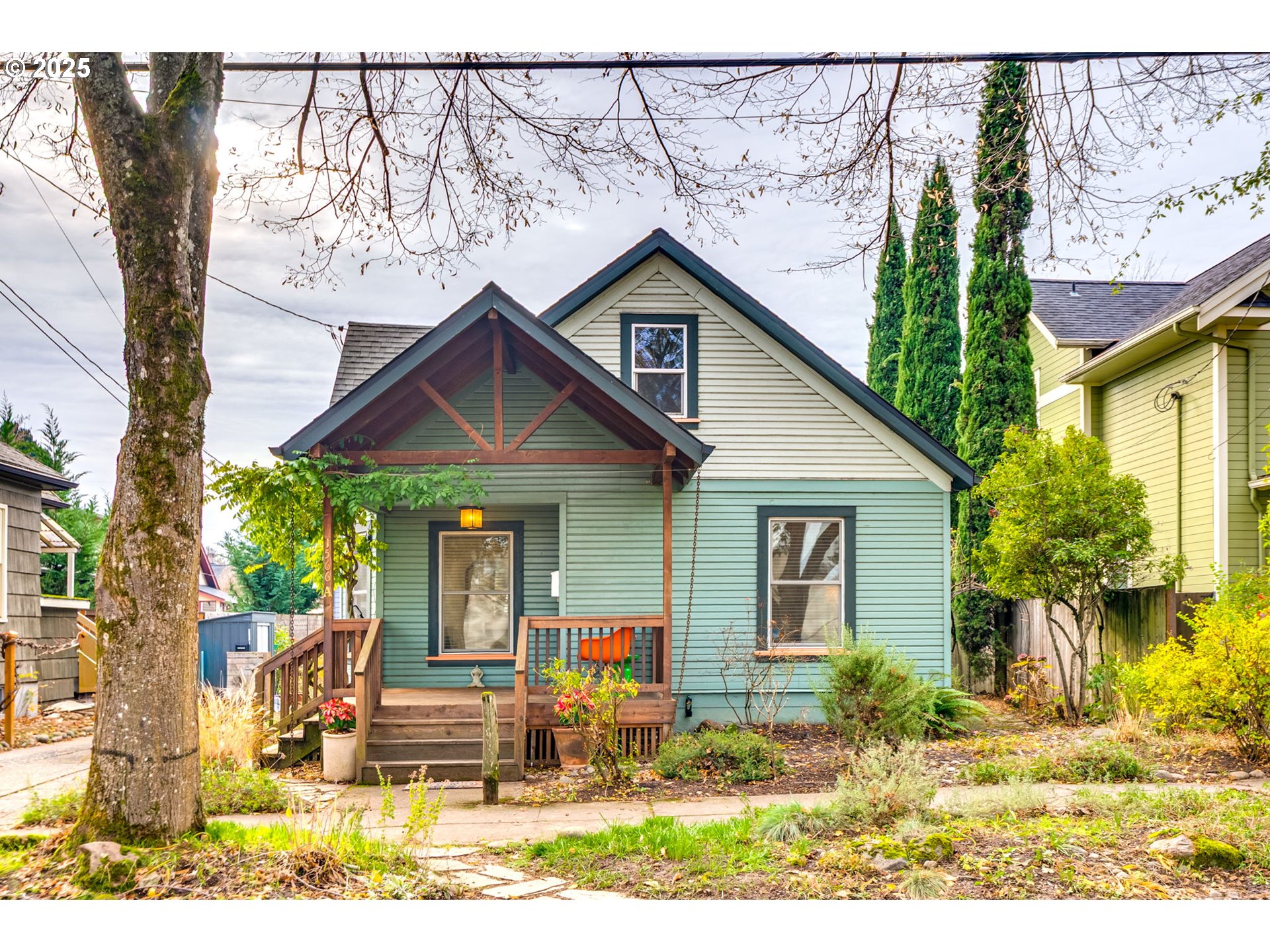 1566 SE SHERRETT ST A