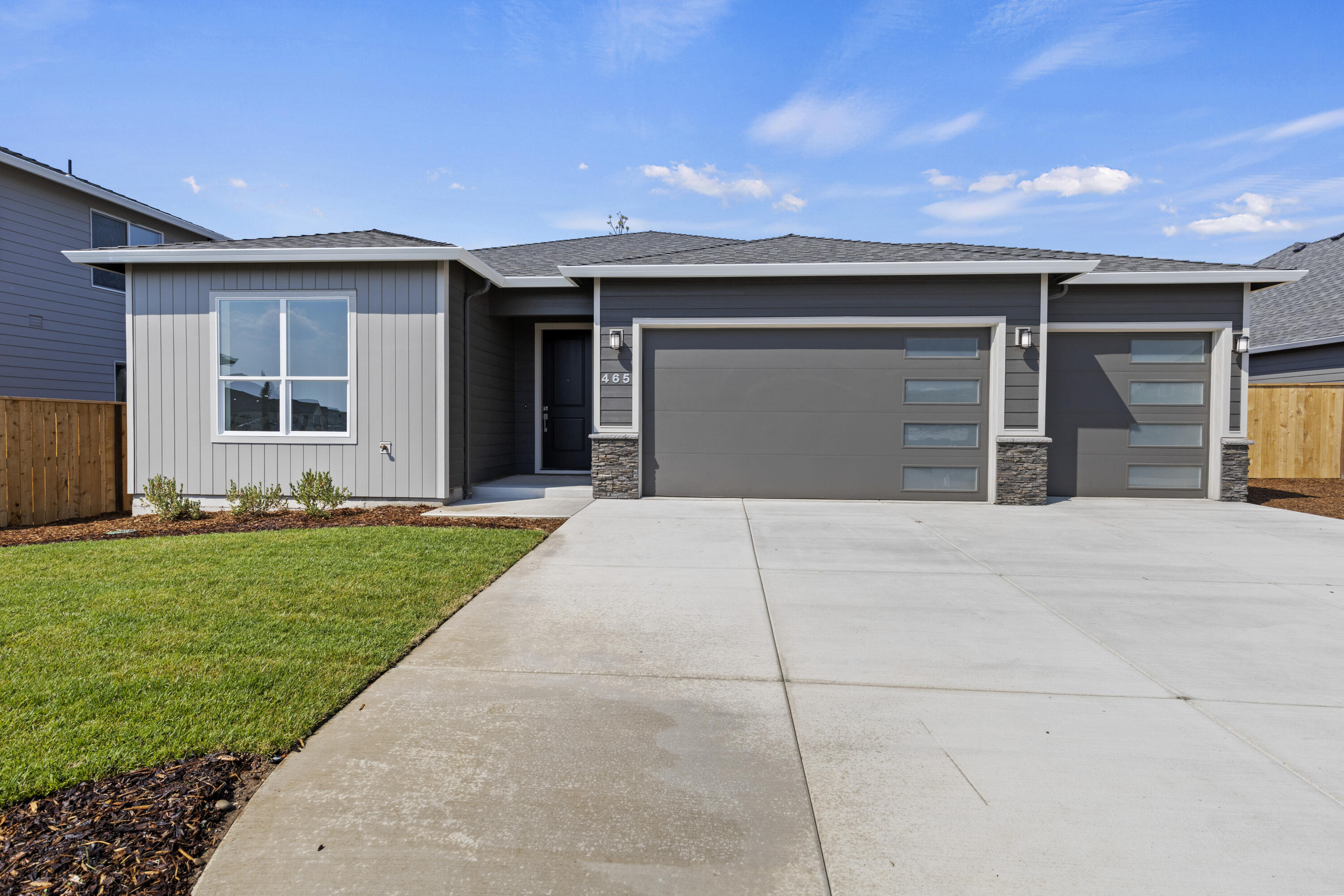 8 Woodlands Trail Unit: 542