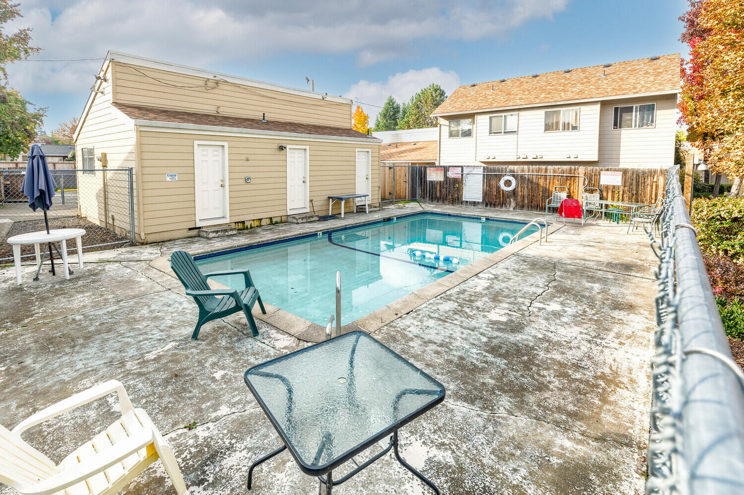 1800 Crater Lake Avenue Unit: 33