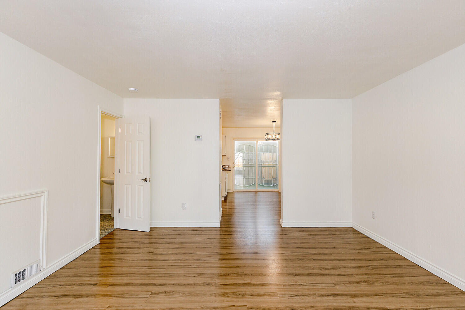 1800 Crater Lake Avenue Unit: 33
