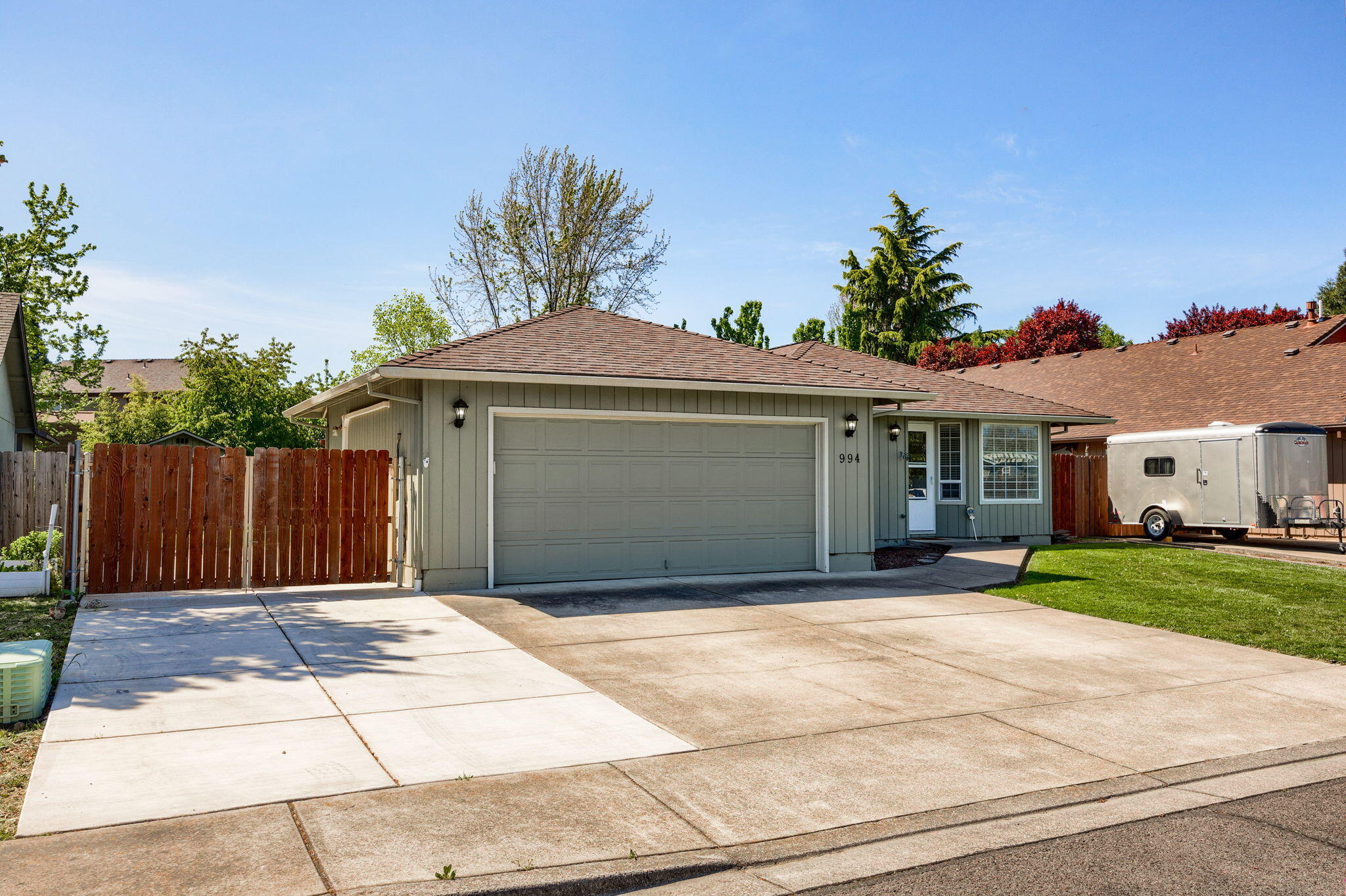 994 Forest Glen Drive