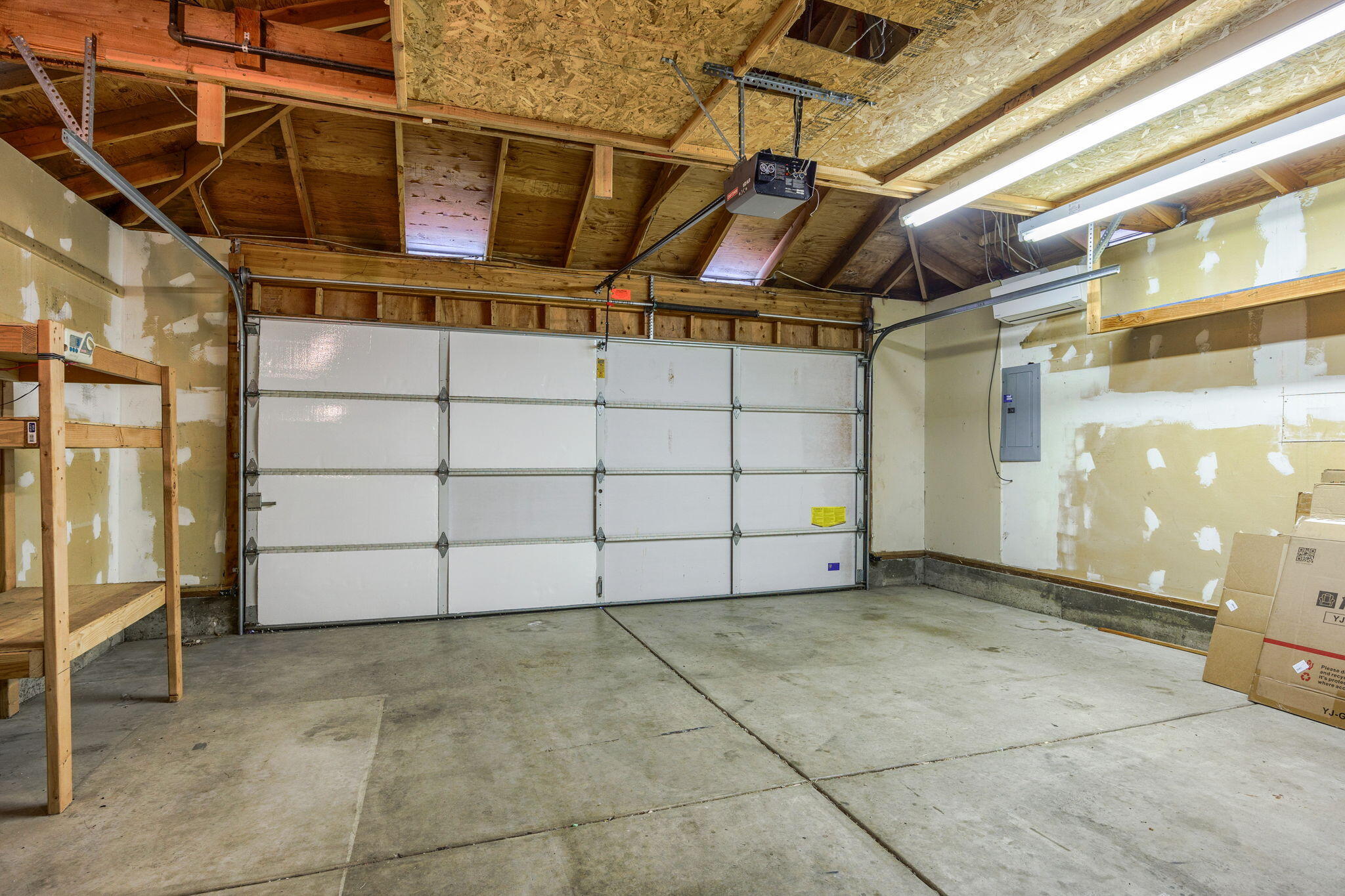 994 Forest Glen Drive