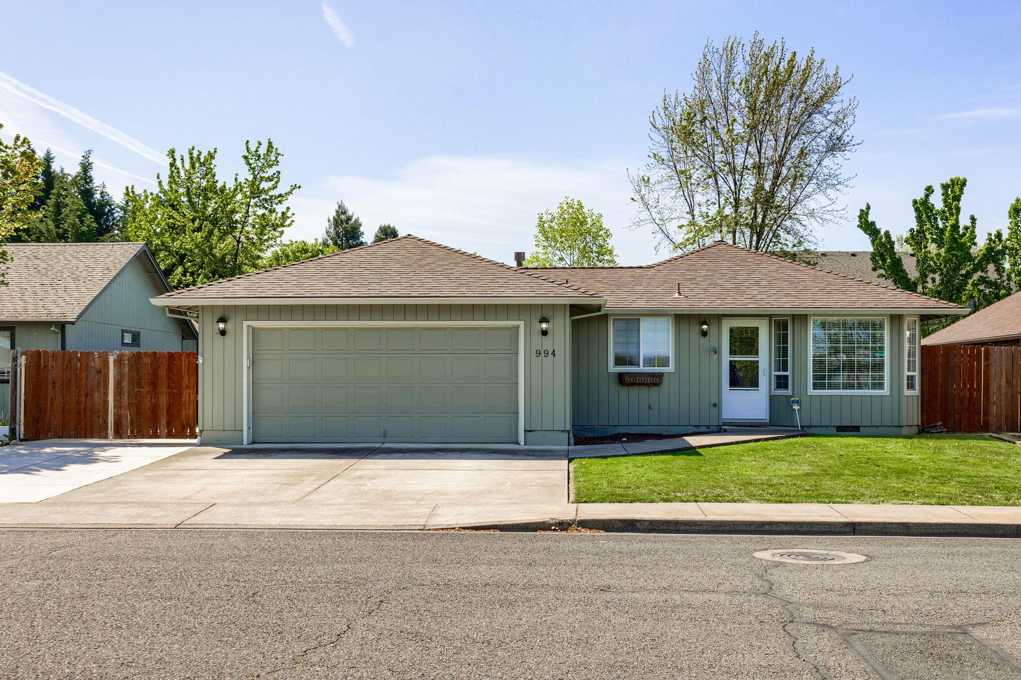 994 Forest Glen Drive