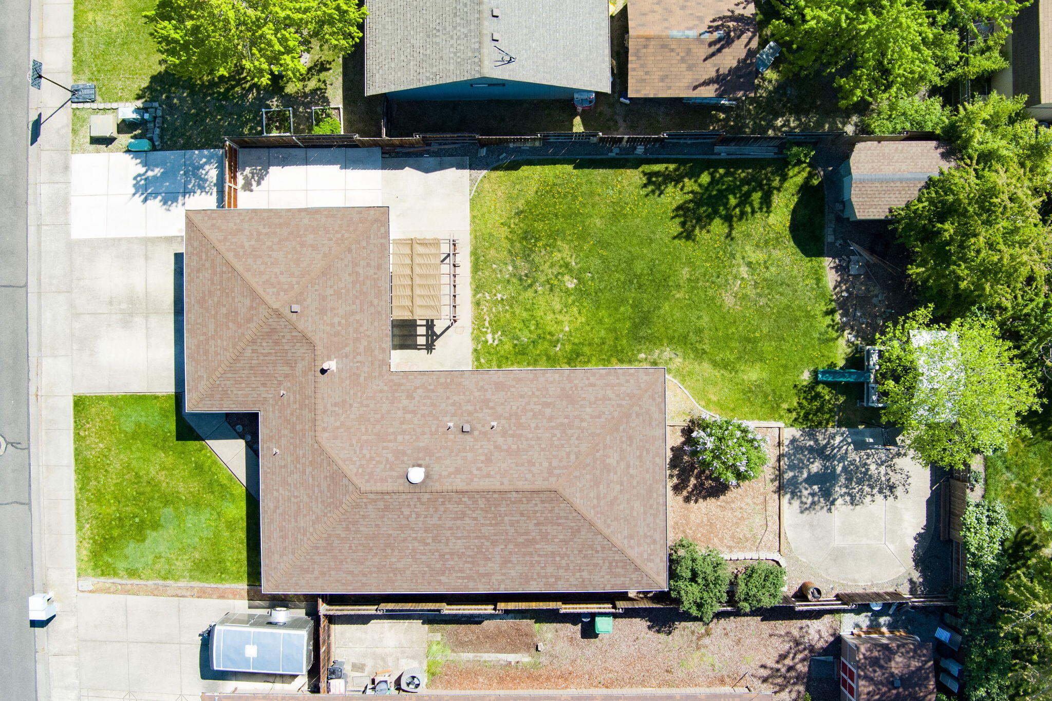 994 Forest Glen Drive