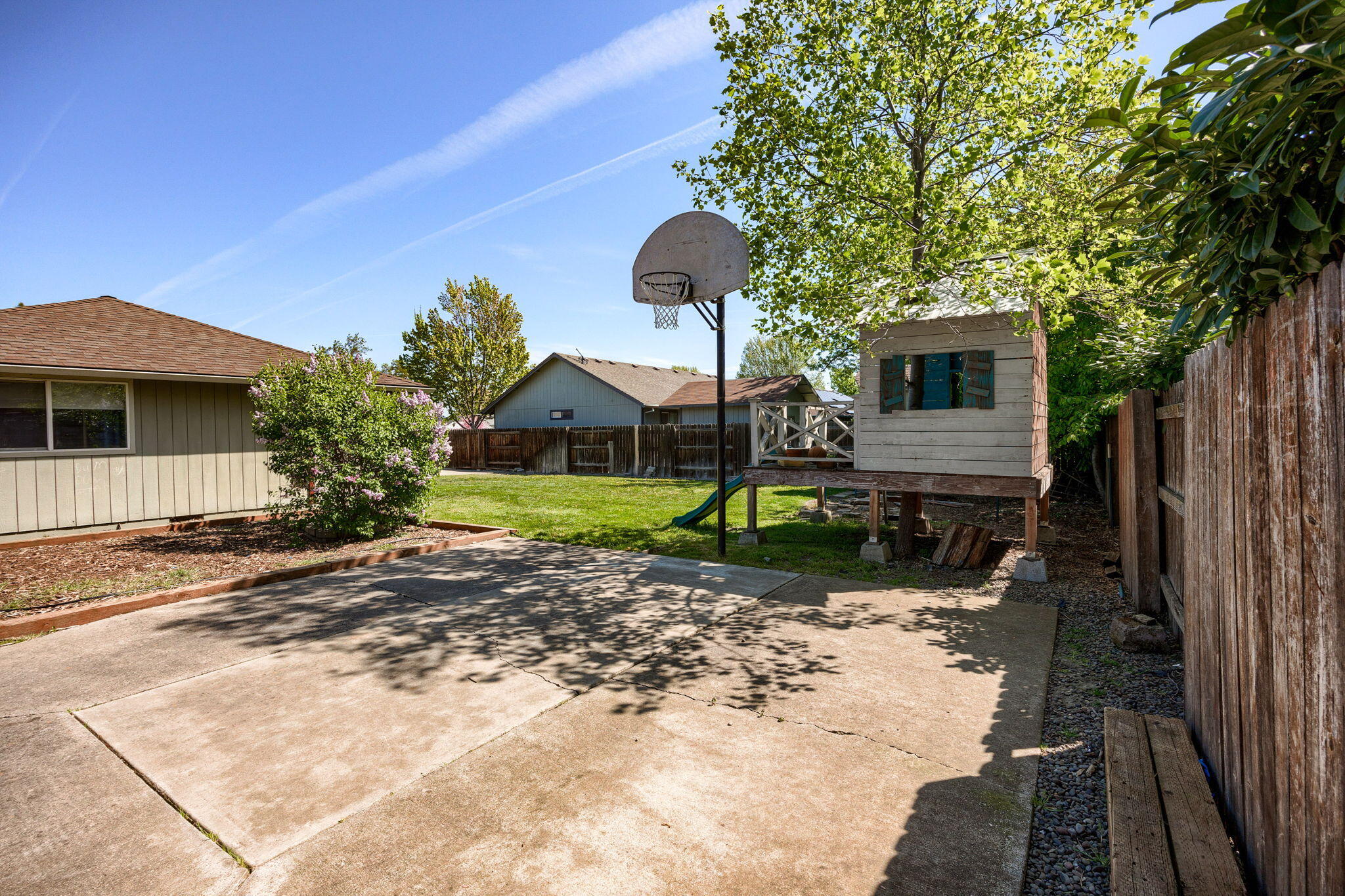 994 Forest Glen Drive