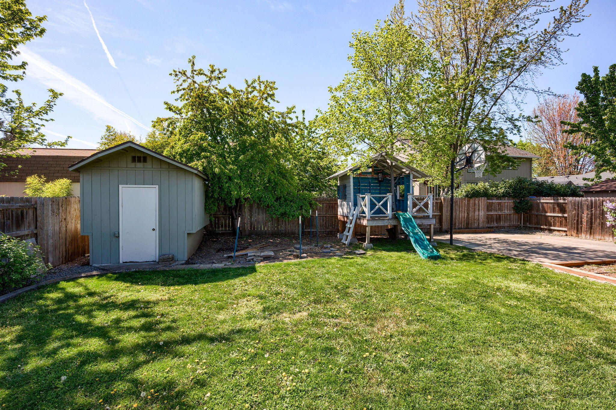 994 Forest Glen Drive