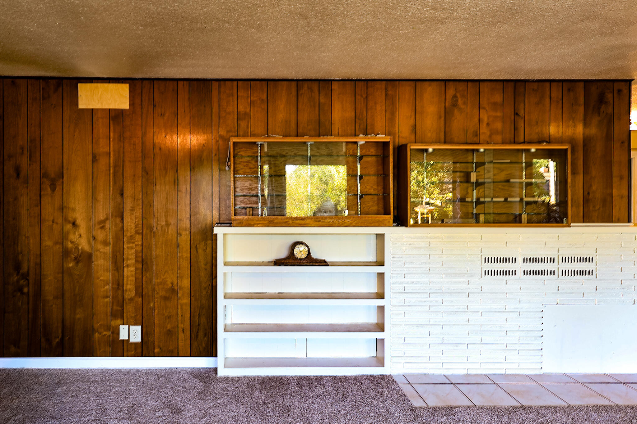 1901 Stratford Avenue