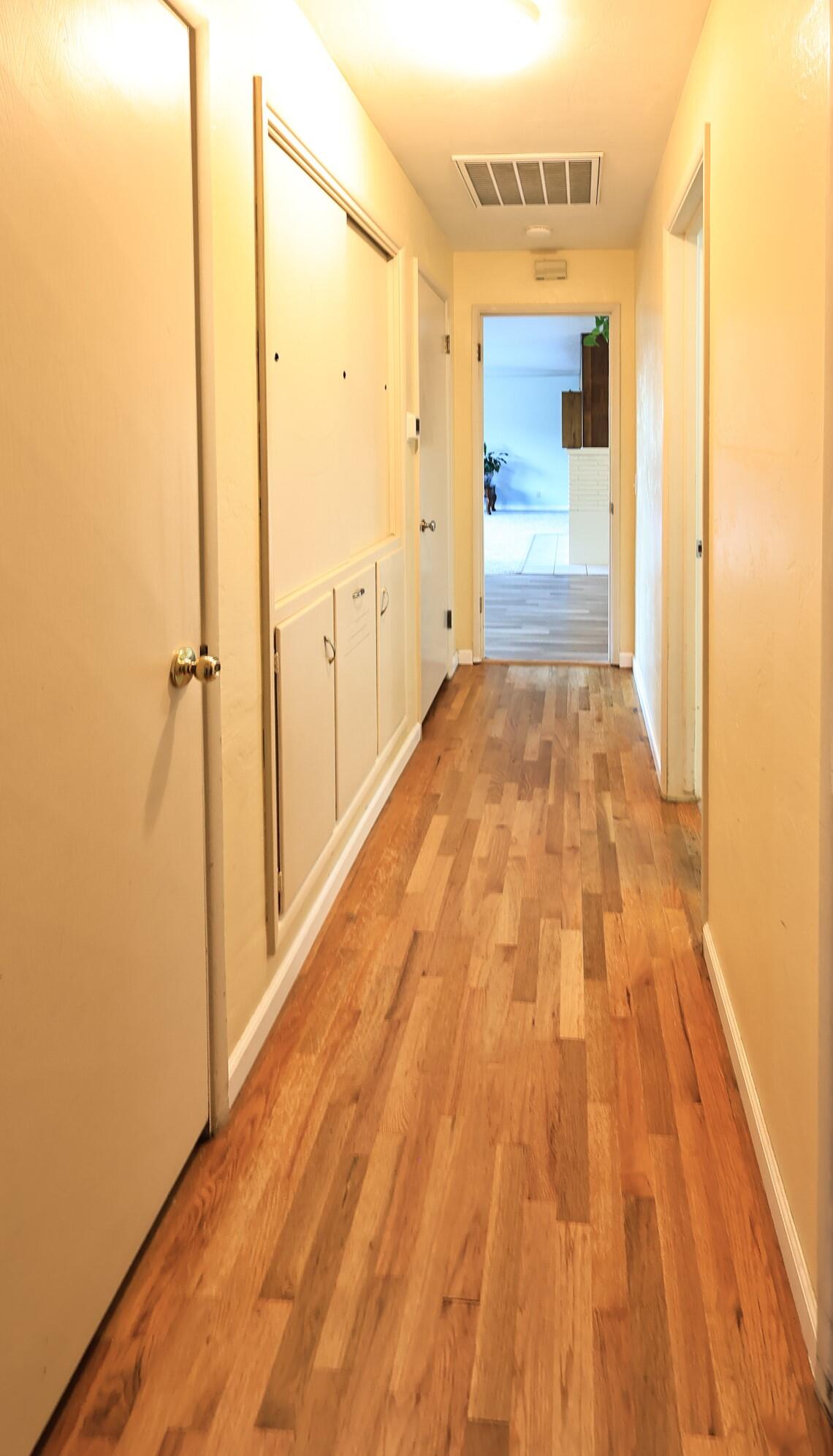 1901 Stratford Avenue