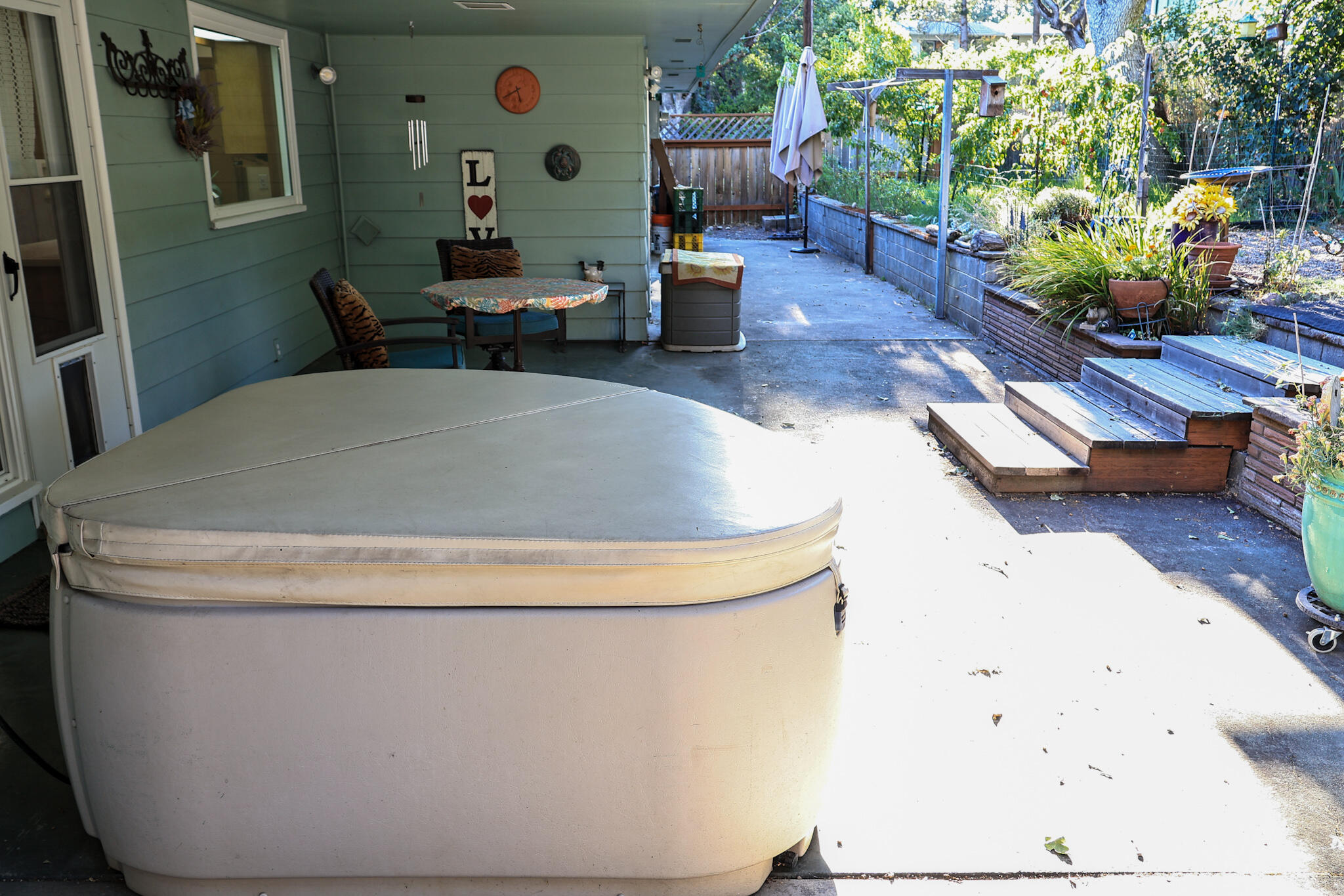 1901 Stratford Avenue