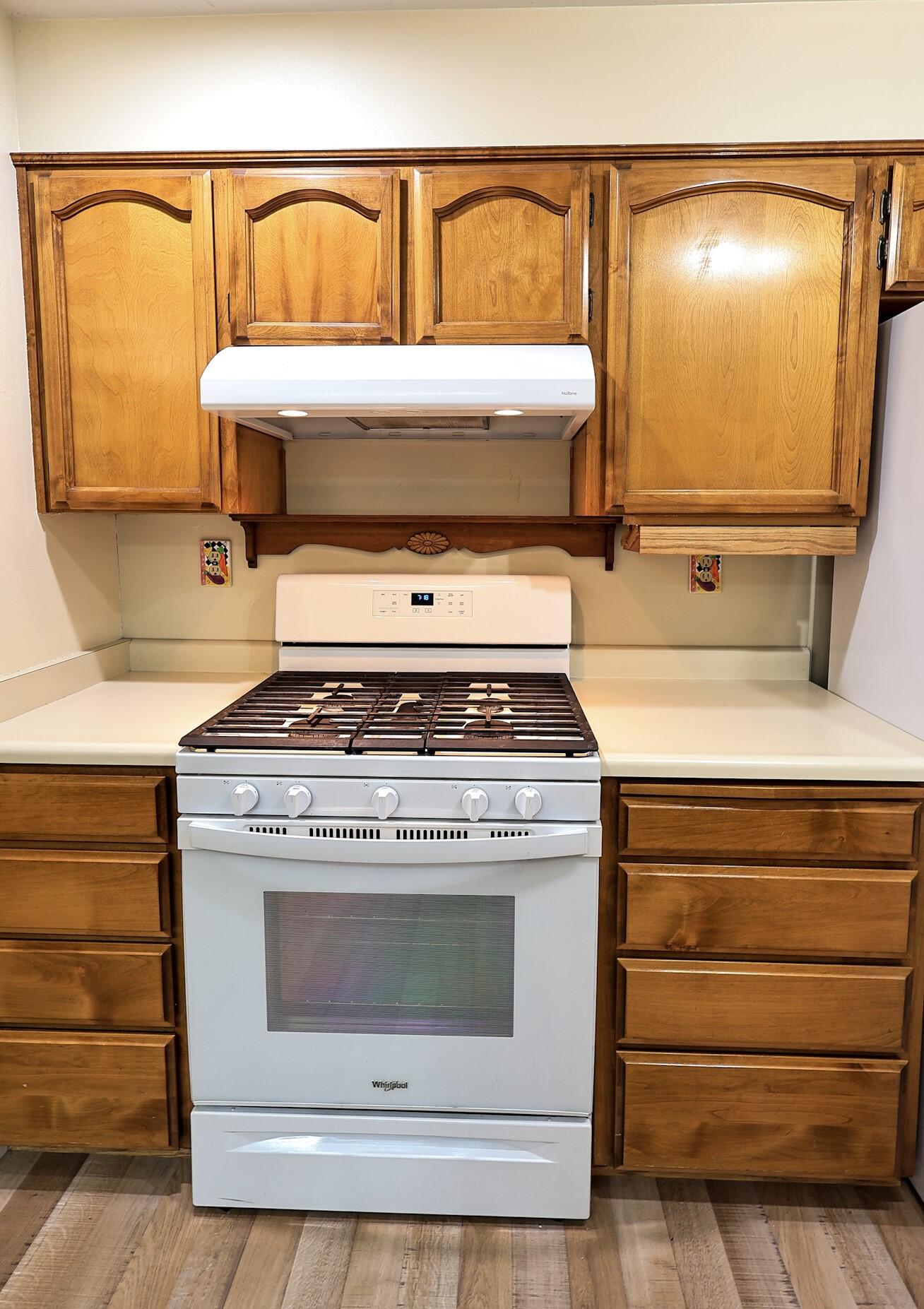 1901 Stratford Avenue