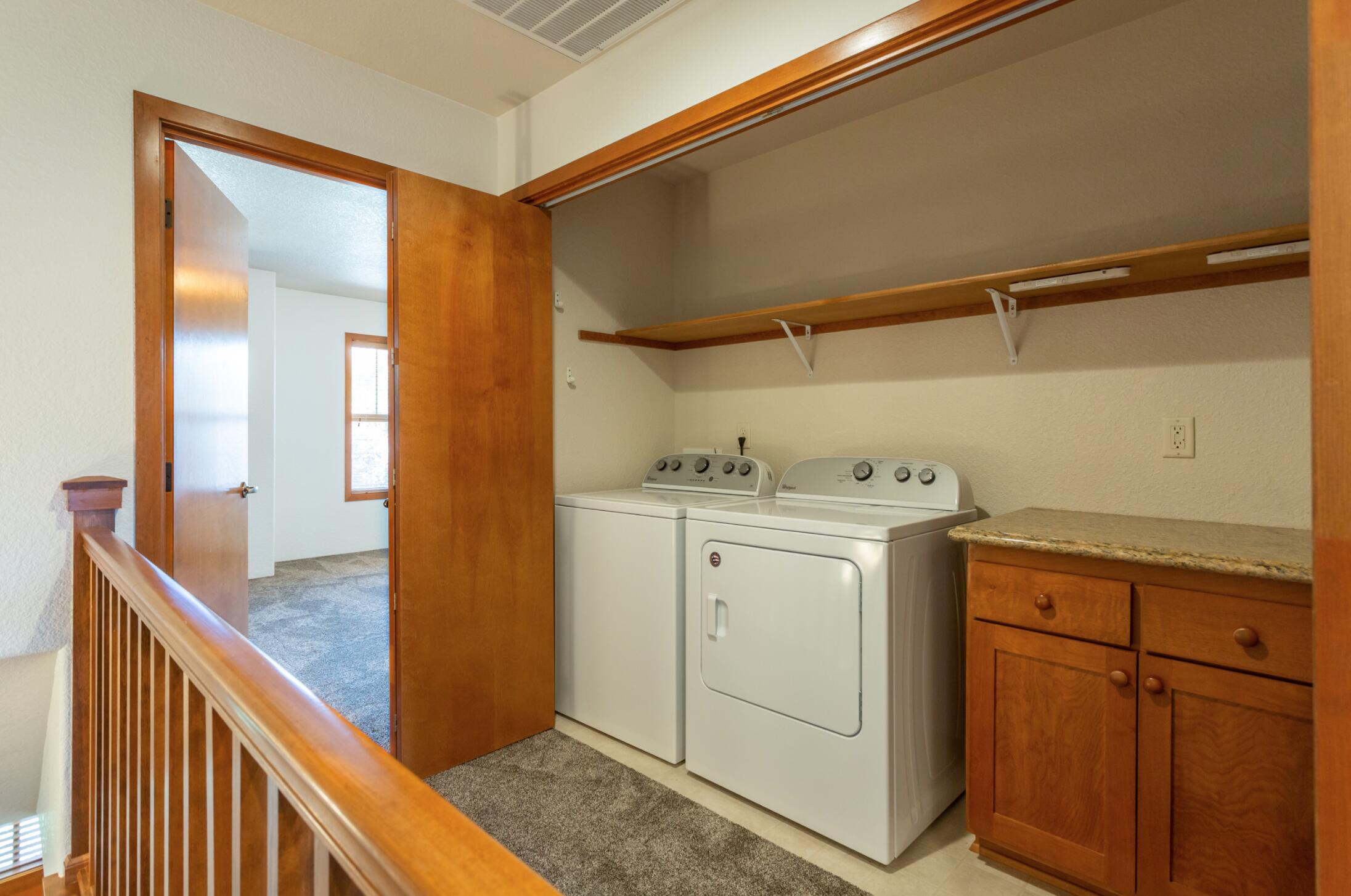3126 Alameda Street, 320