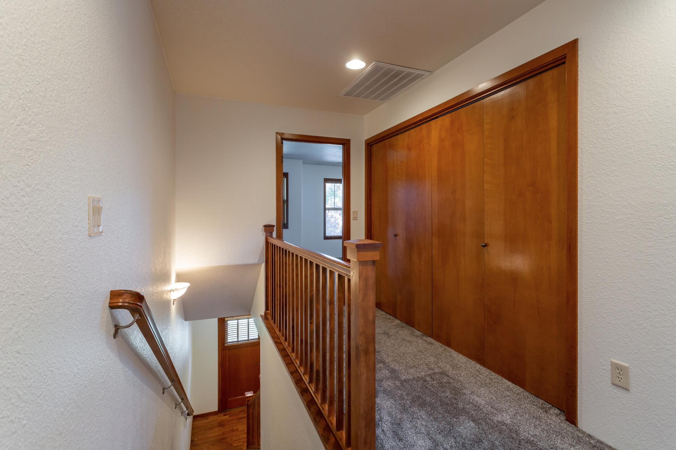 3126 Alameda Street, 320