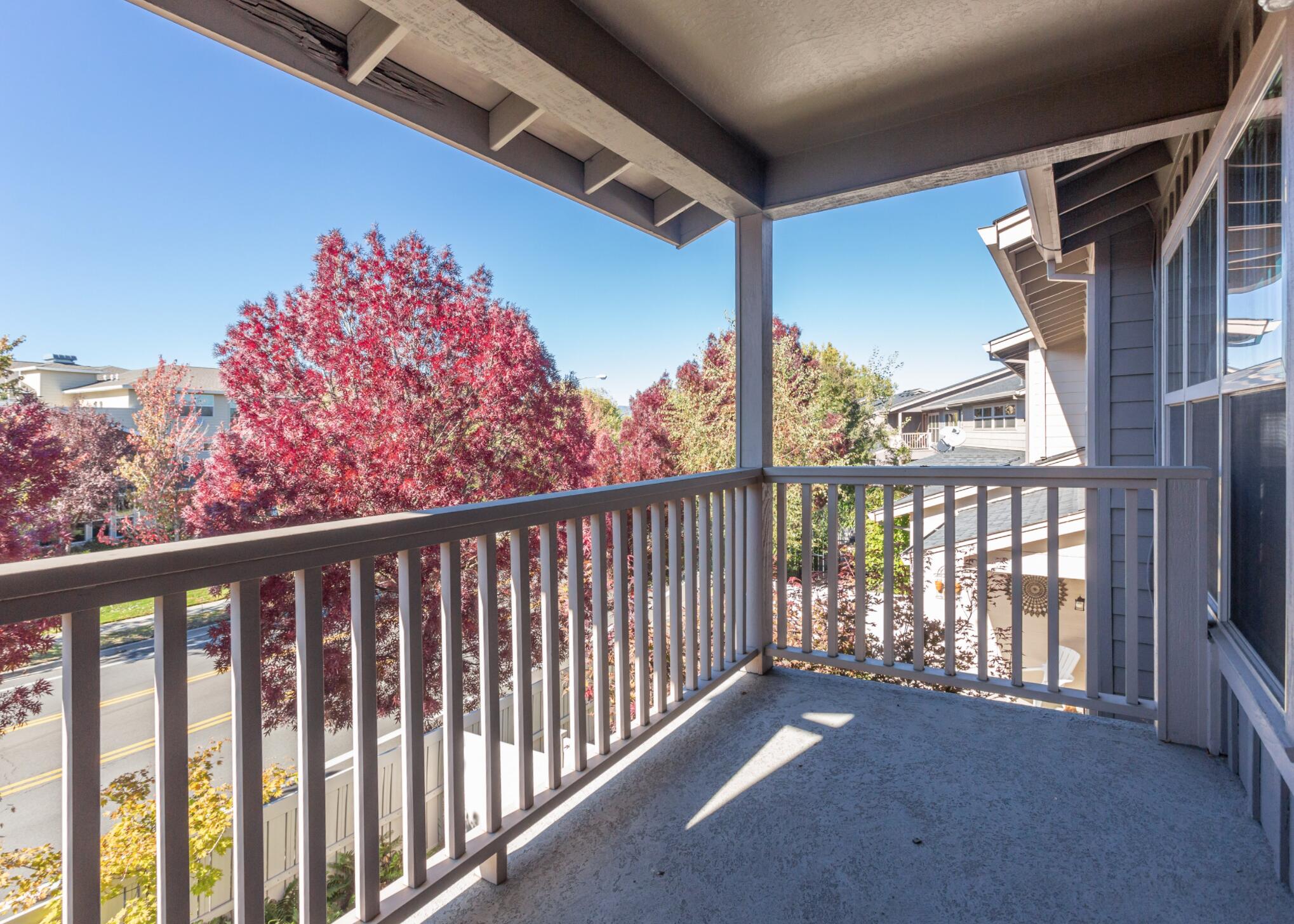 3126 Alameda Street, 320