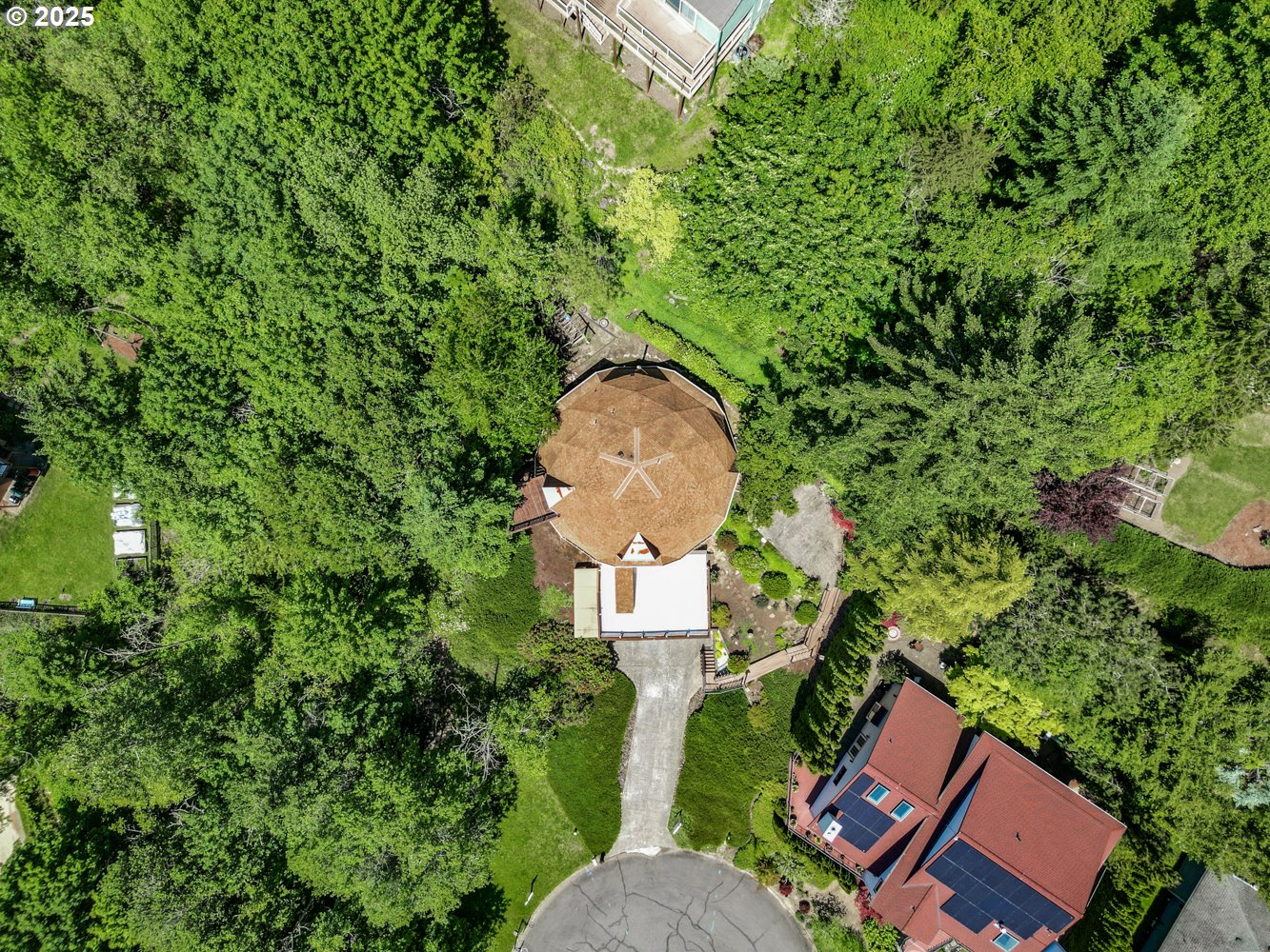 2626 NW 83RD PL, Portland