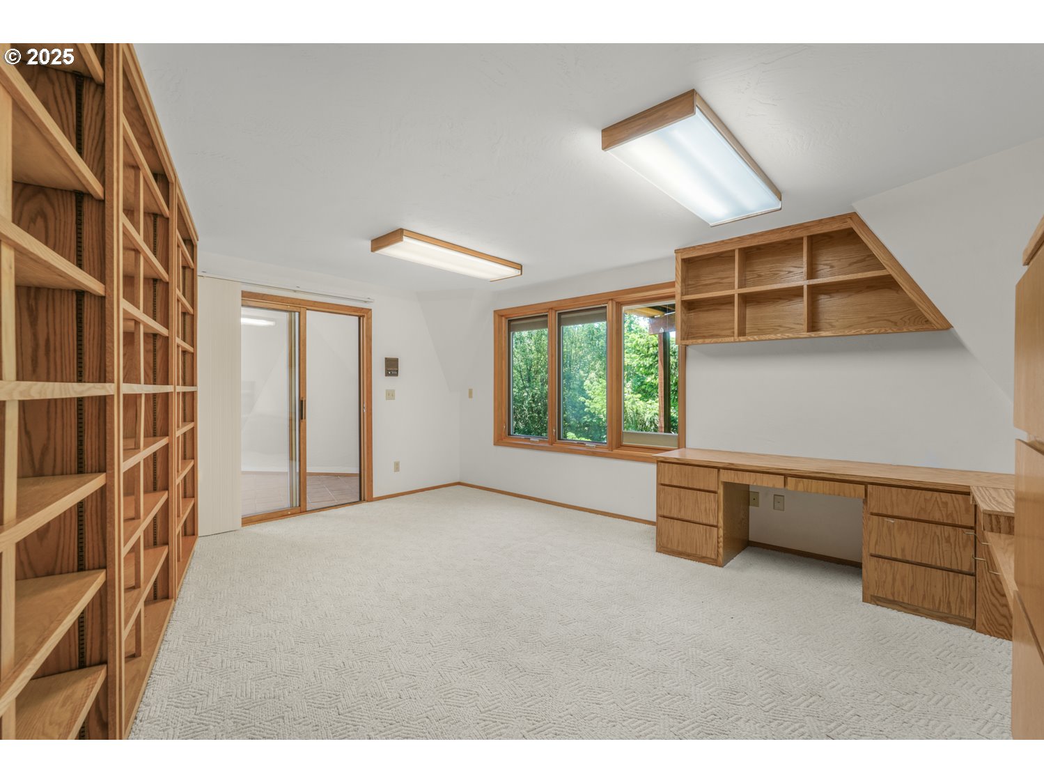 2626 NW 83RD PL, Portland