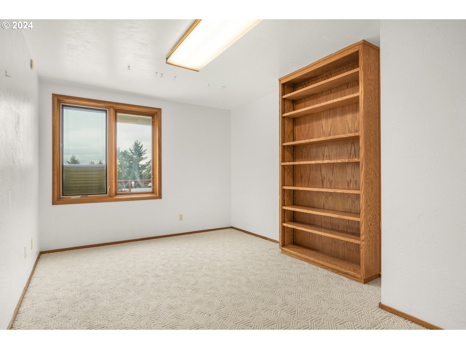 2626 NW 83RD PL, Portland