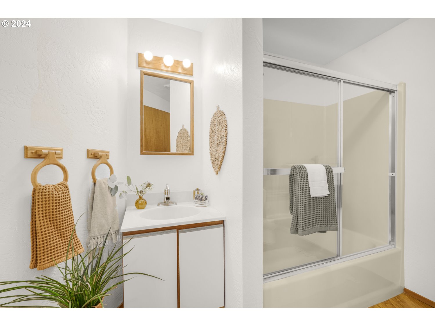 2626 NW 83RD PL, Portland