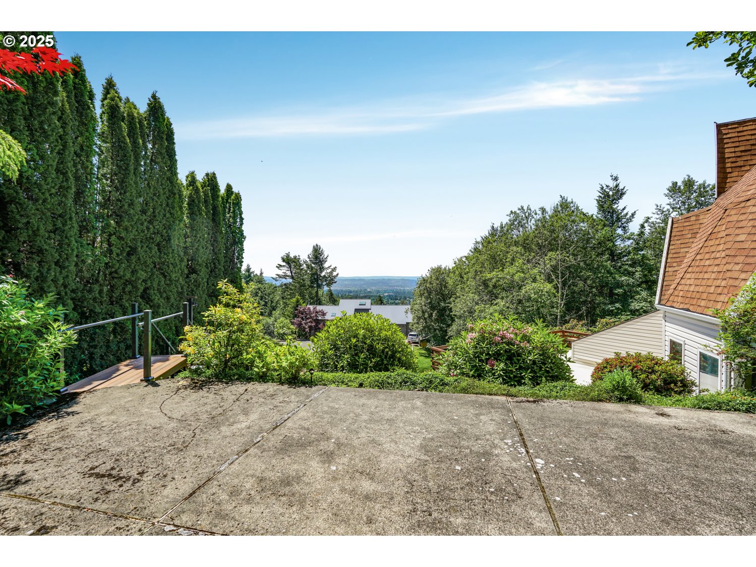 2626 NW 83RD PL, Portland