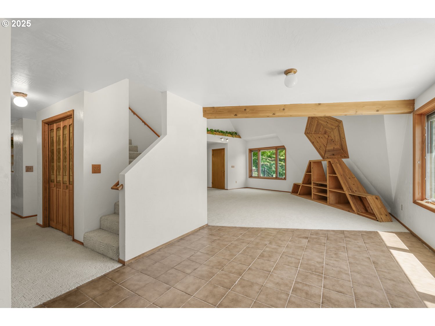 2626 NW 83RD PL, Portland