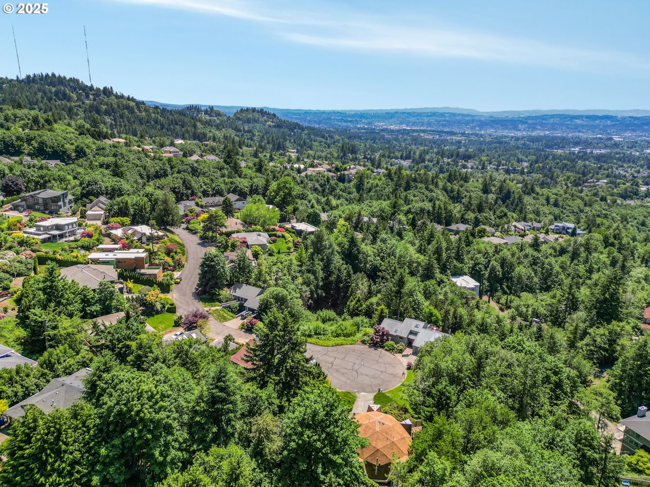 2626 NW 83RD PL, Portland