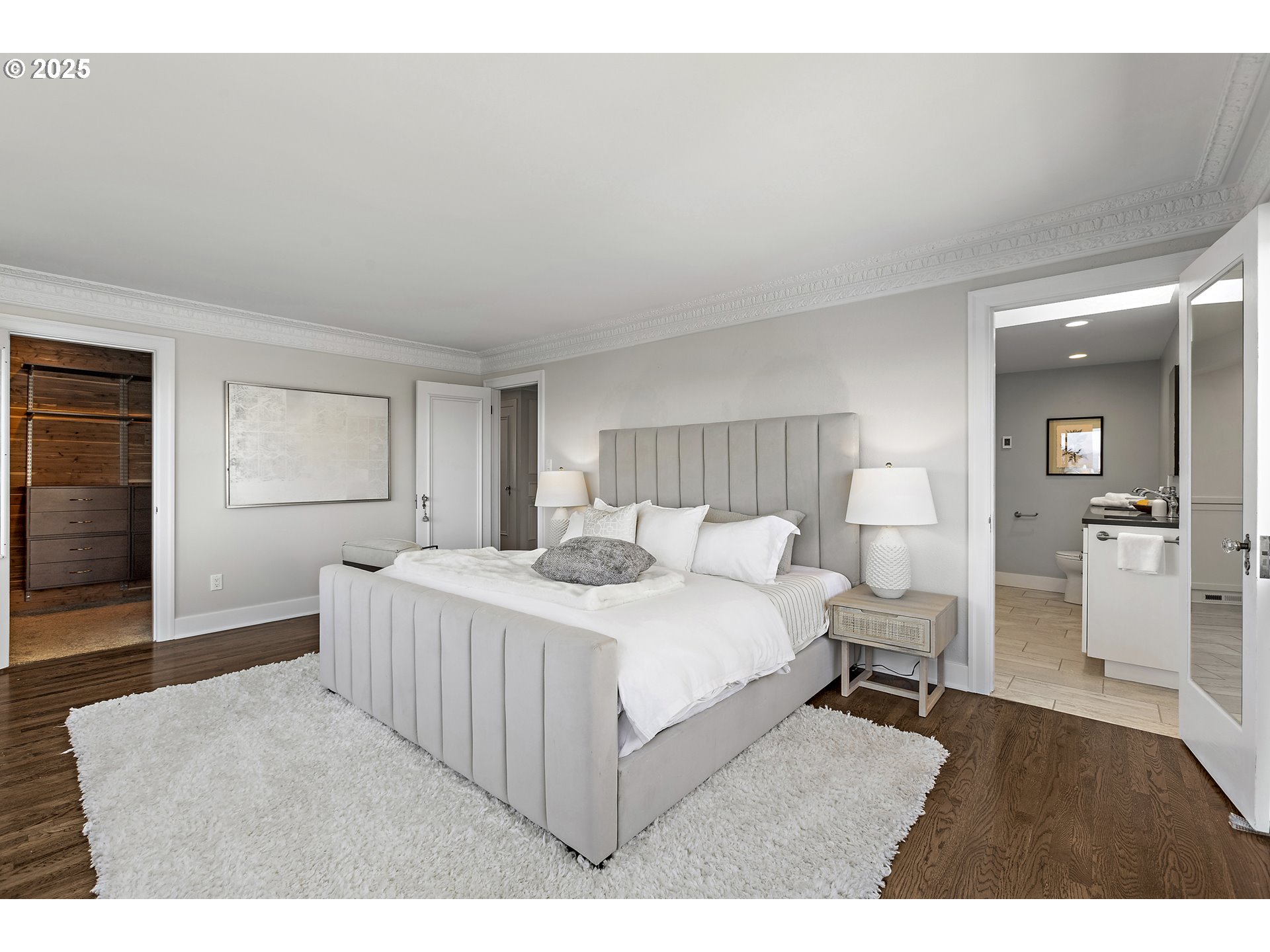 2869 SW CHAMPLAIN DR