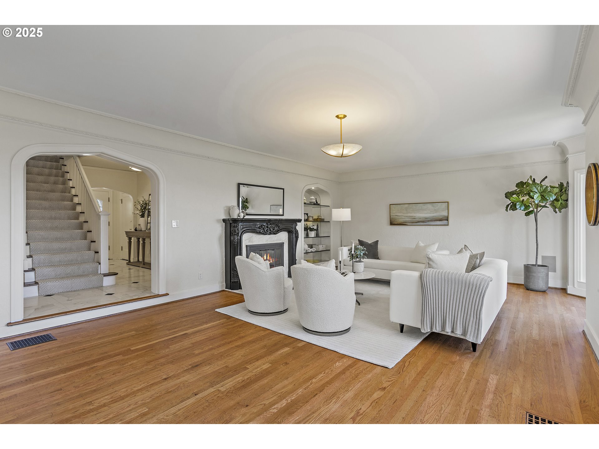 2869 SW CHAMPLAIN DR