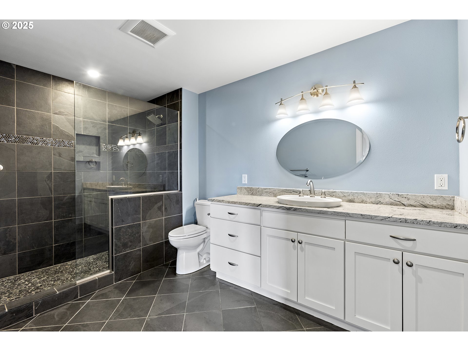 2869 SW CHAMPLAIN DR