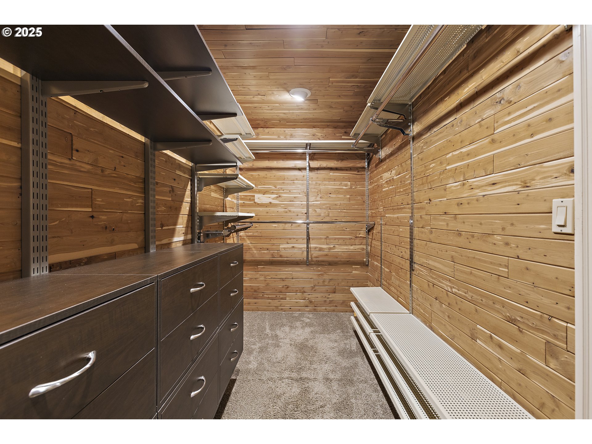 2869 SW CHAMPLAIN DR