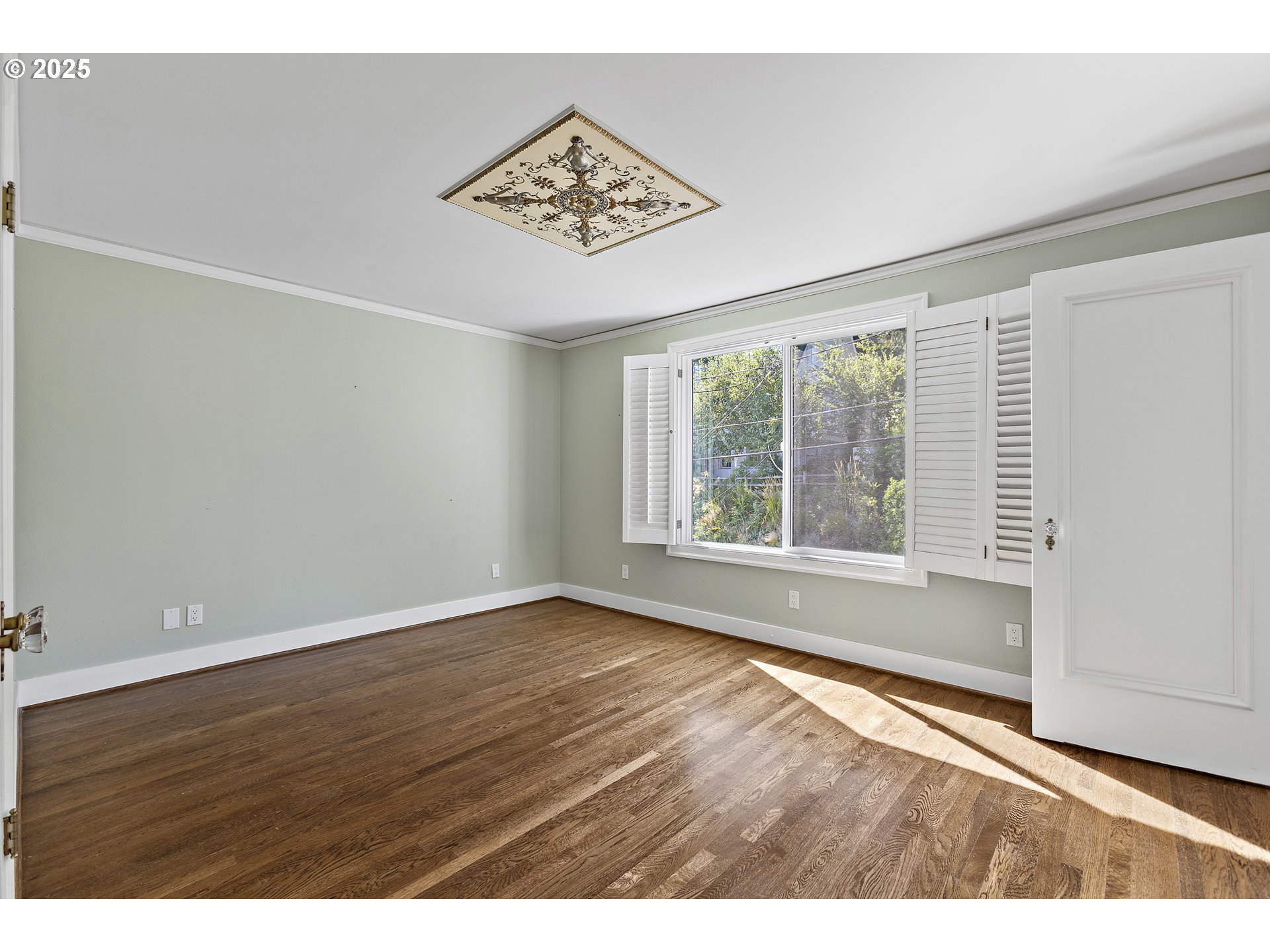 2869 SW CHAMPLAIN DR