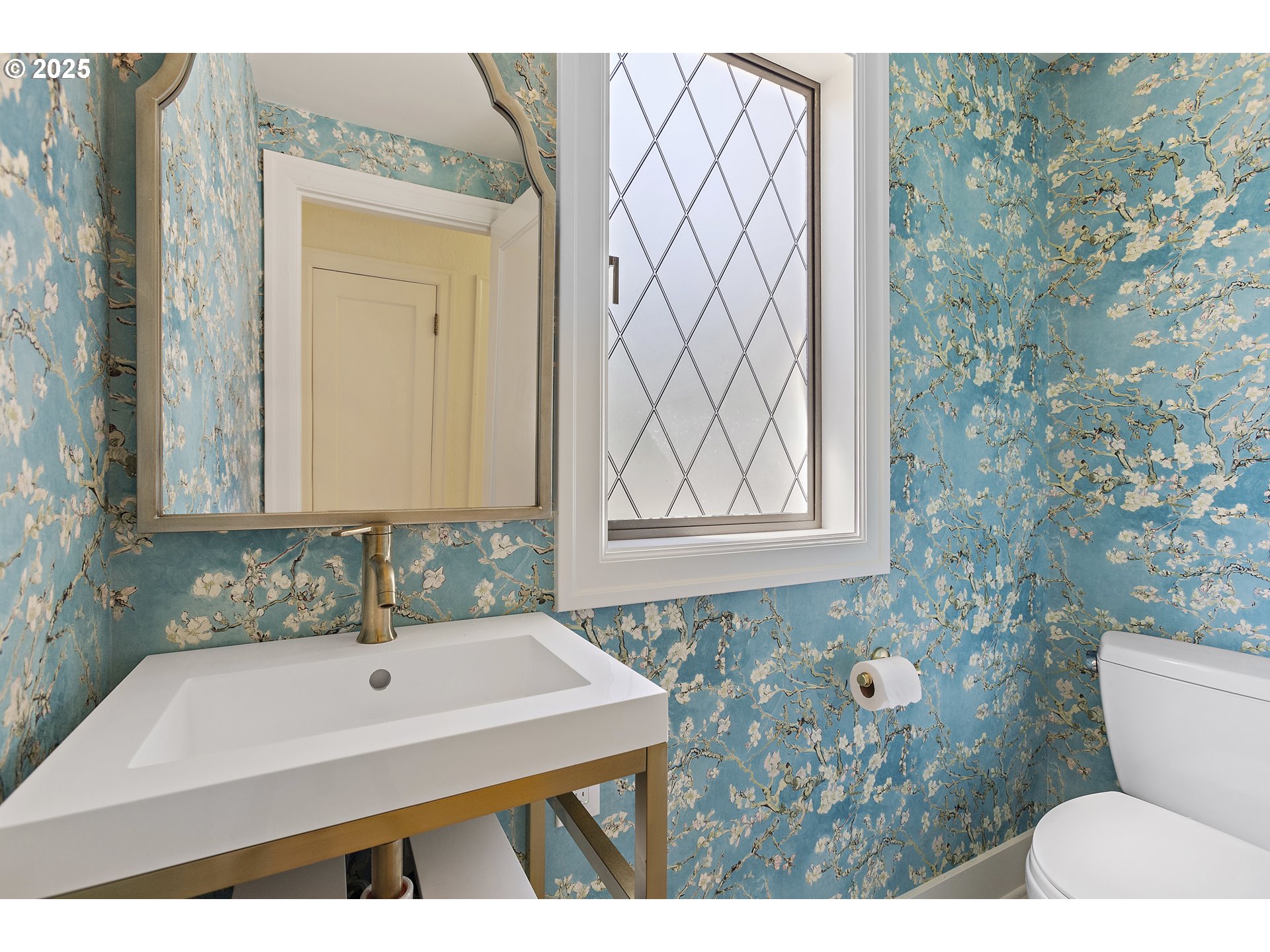 2869 SW CHAMPLAIN DR