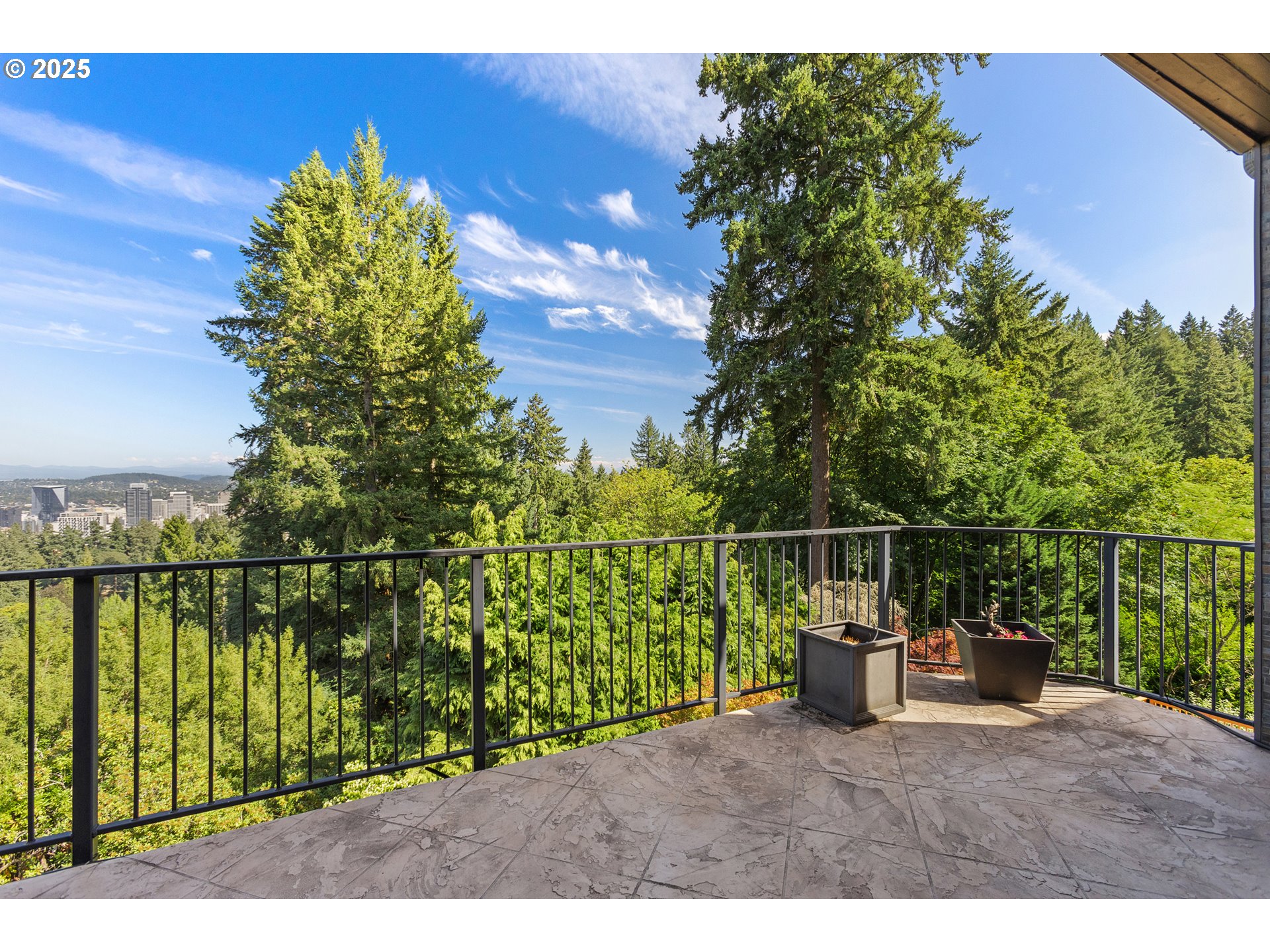 2869 SW CHAMPLAIN DR