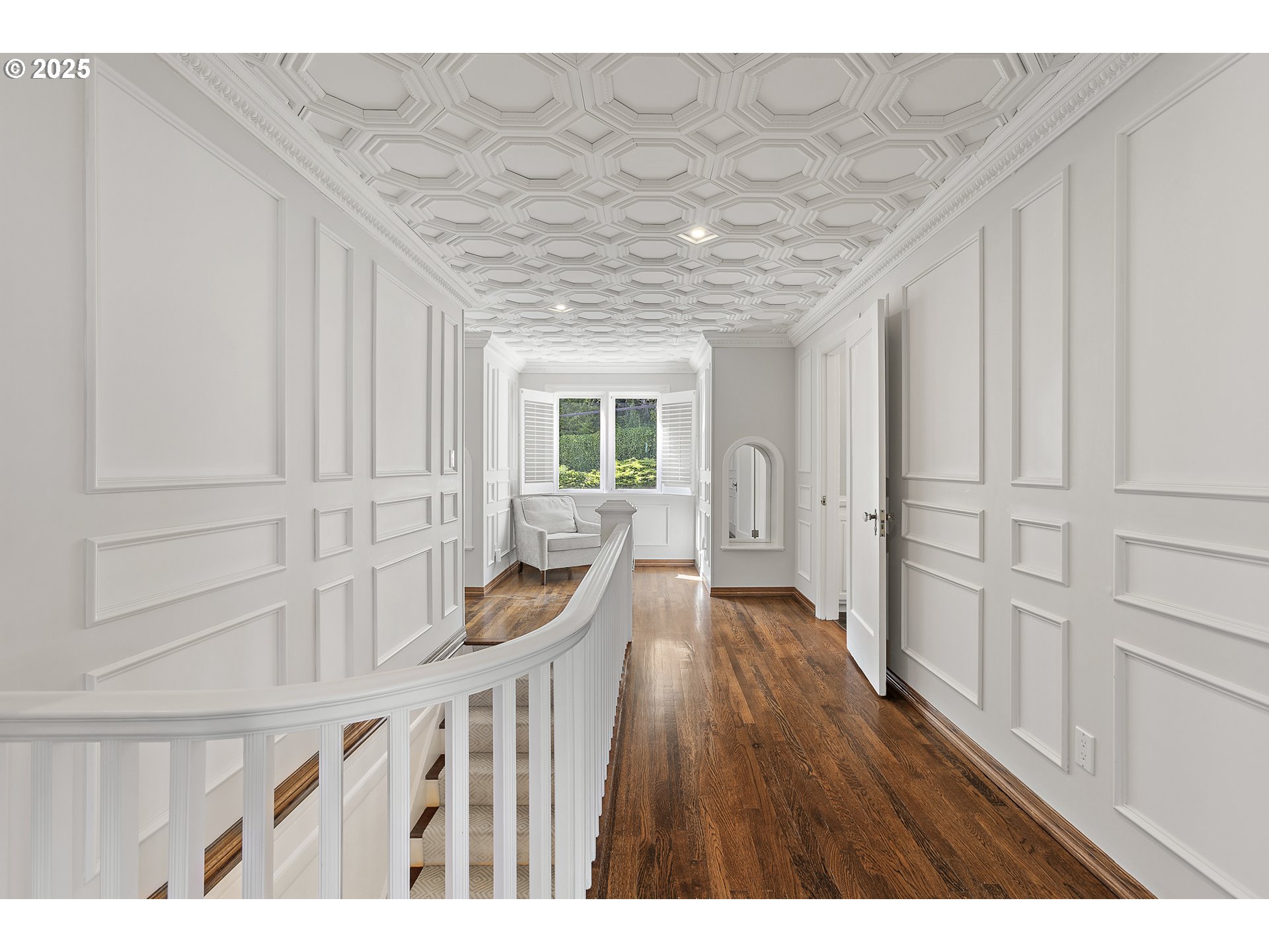 2869 SW CHAMPLAIN DR