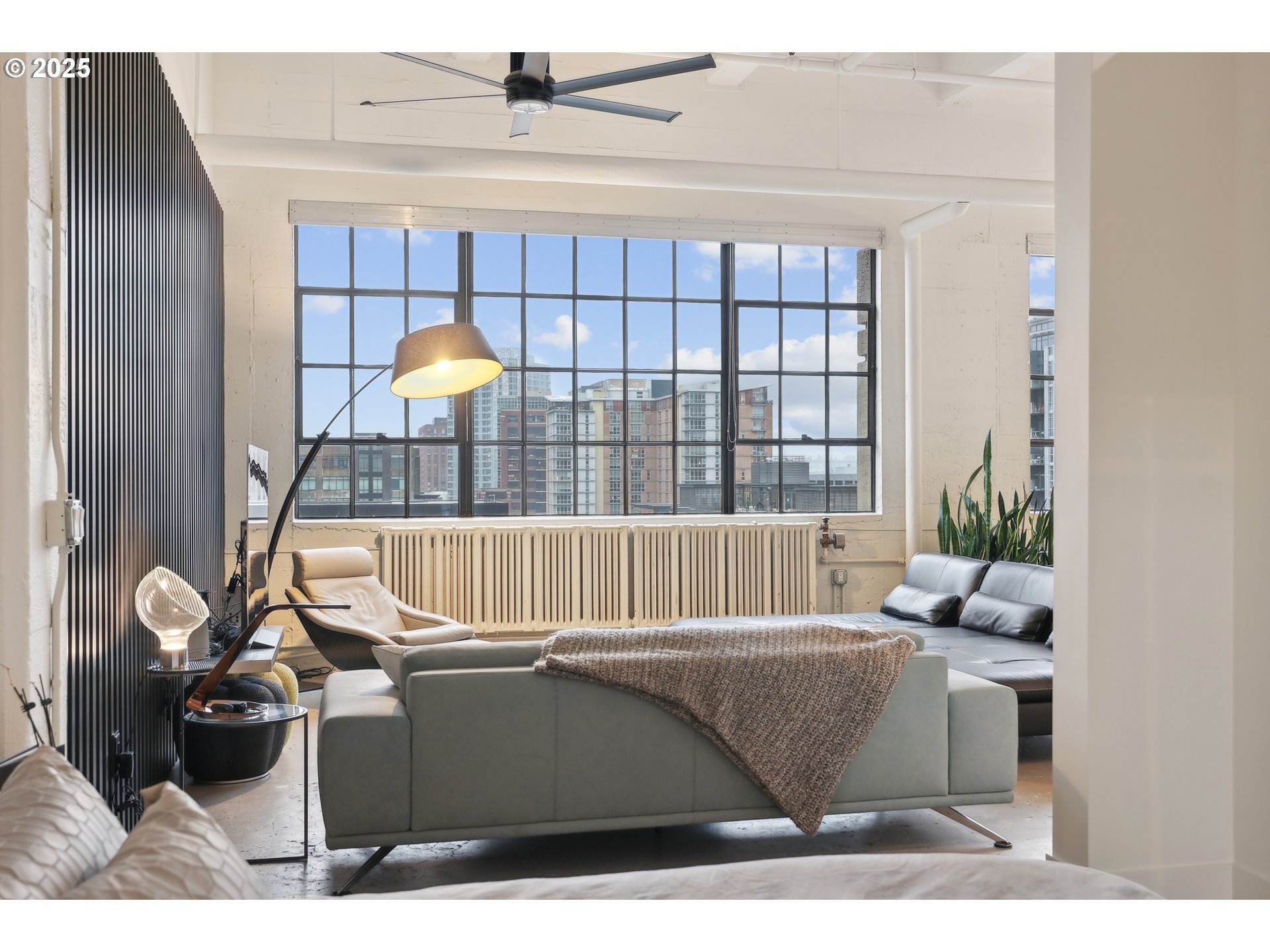 1314 NW IRVING ST 701