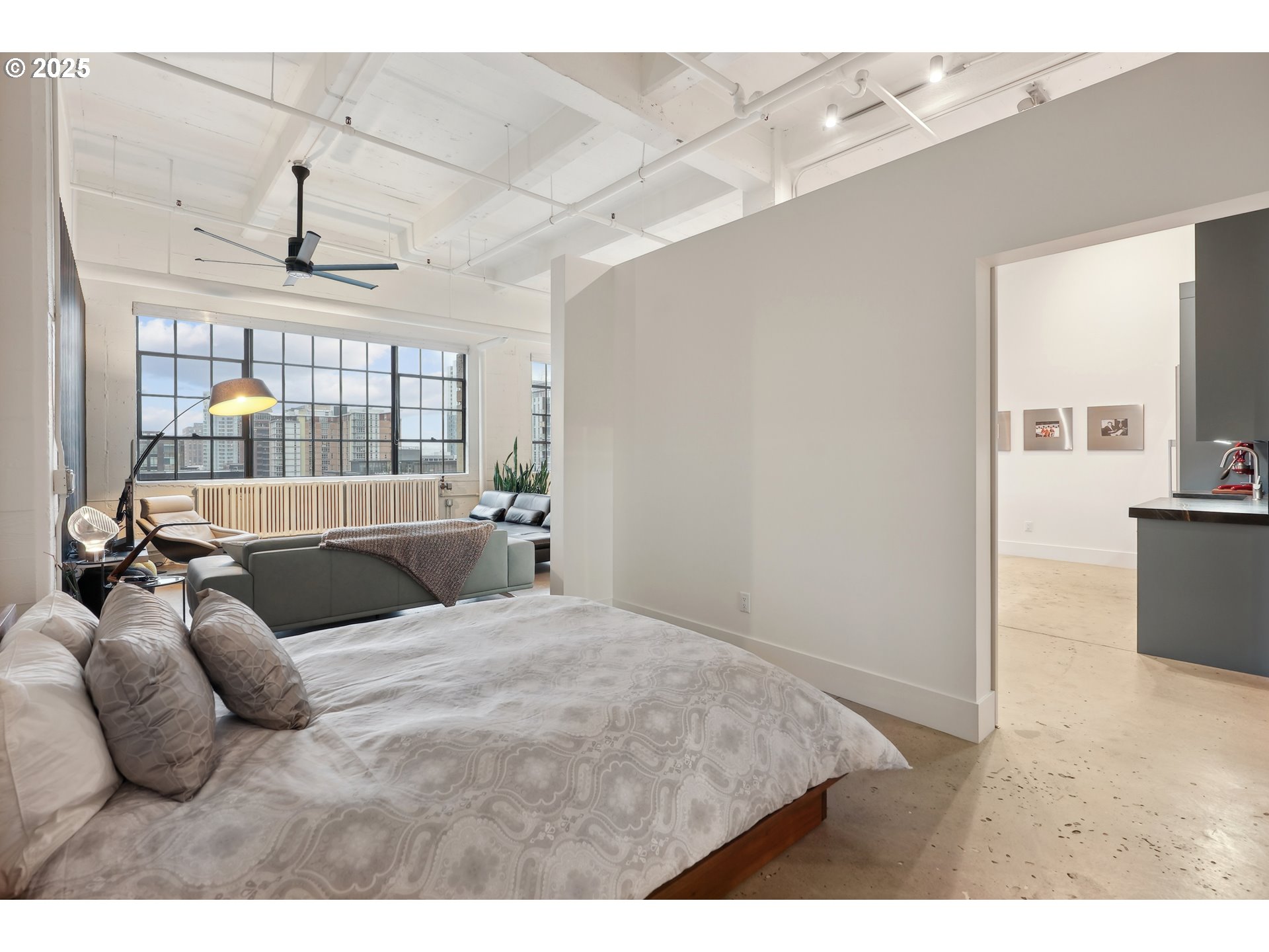 1314 NW IRVING ST 701