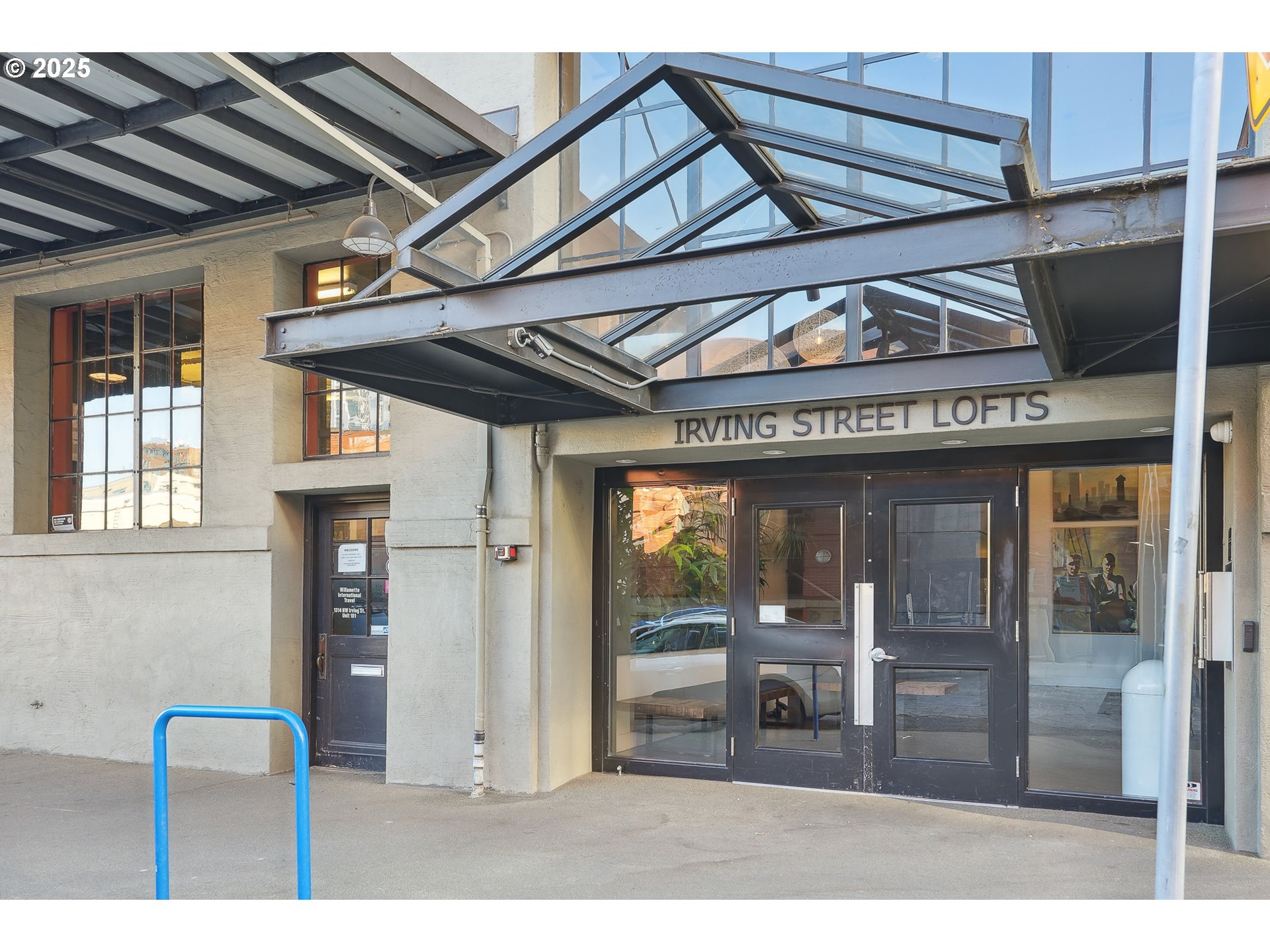 1314 NW IRVING ST 701