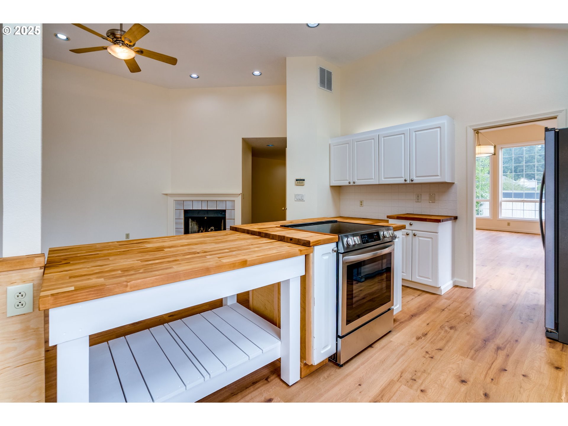 7912 SW SKYHAR CT, Portland