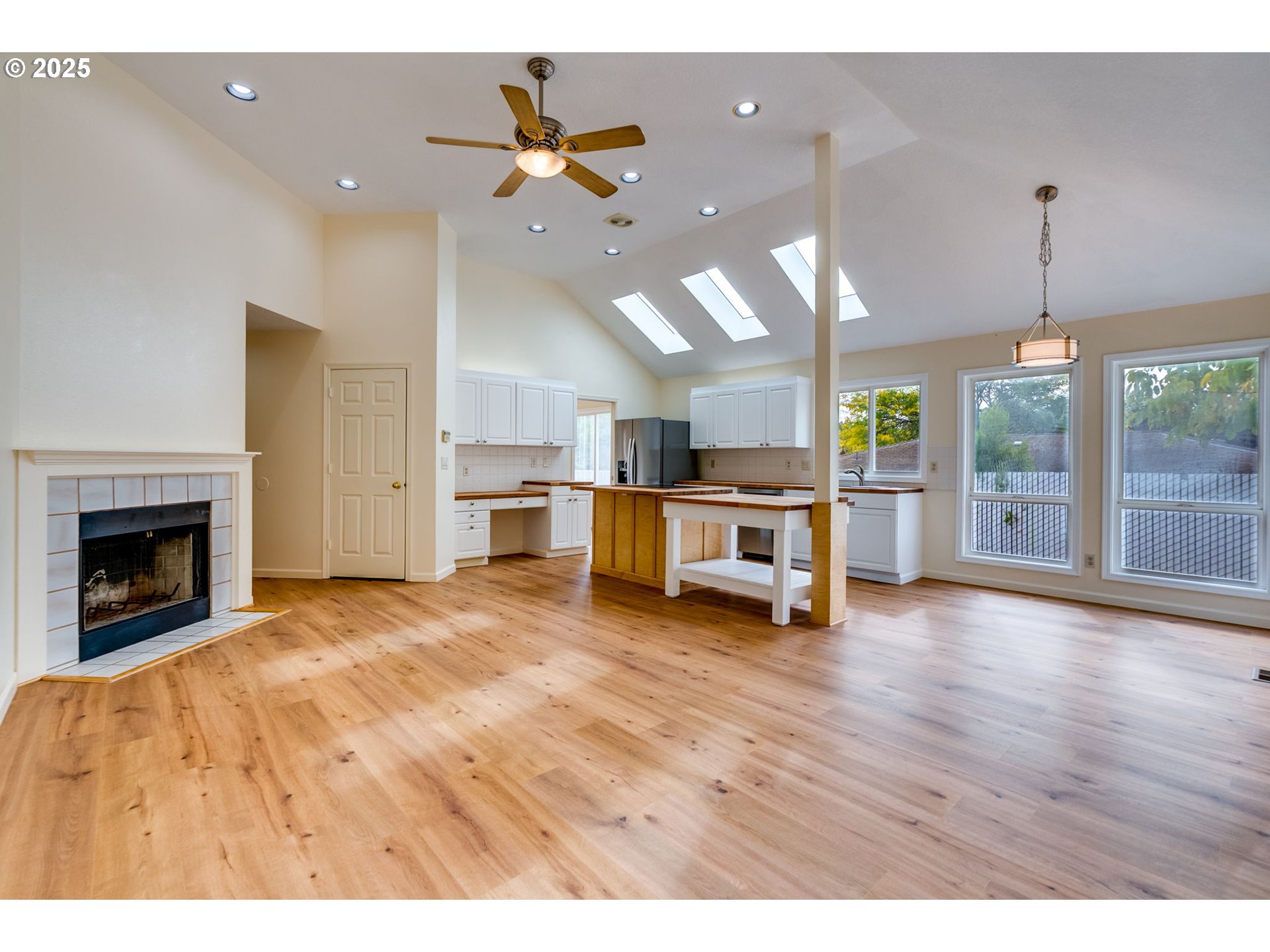7912 SW SKYHAR CT, Portland