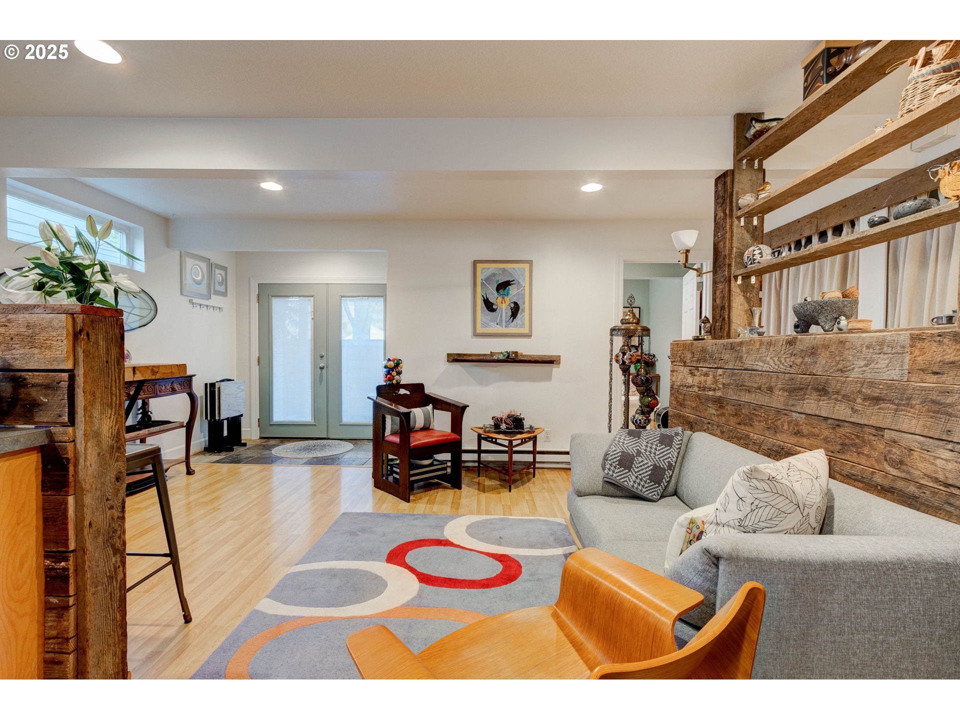 7232 N NEW YORK AVE 1