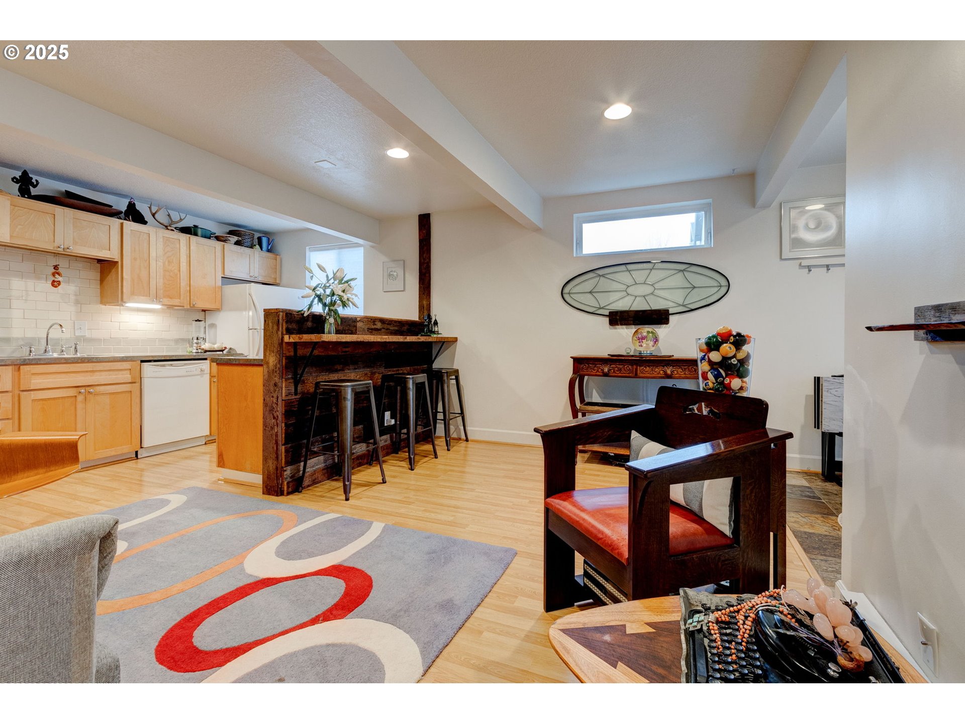 7232 N NEW YORK AVE 1