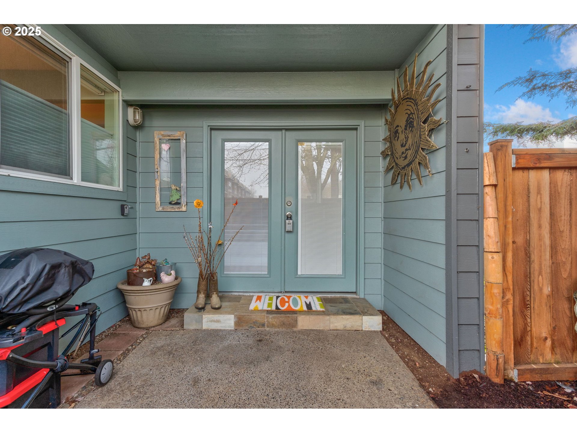 7232 N NEW YORK AVE 1